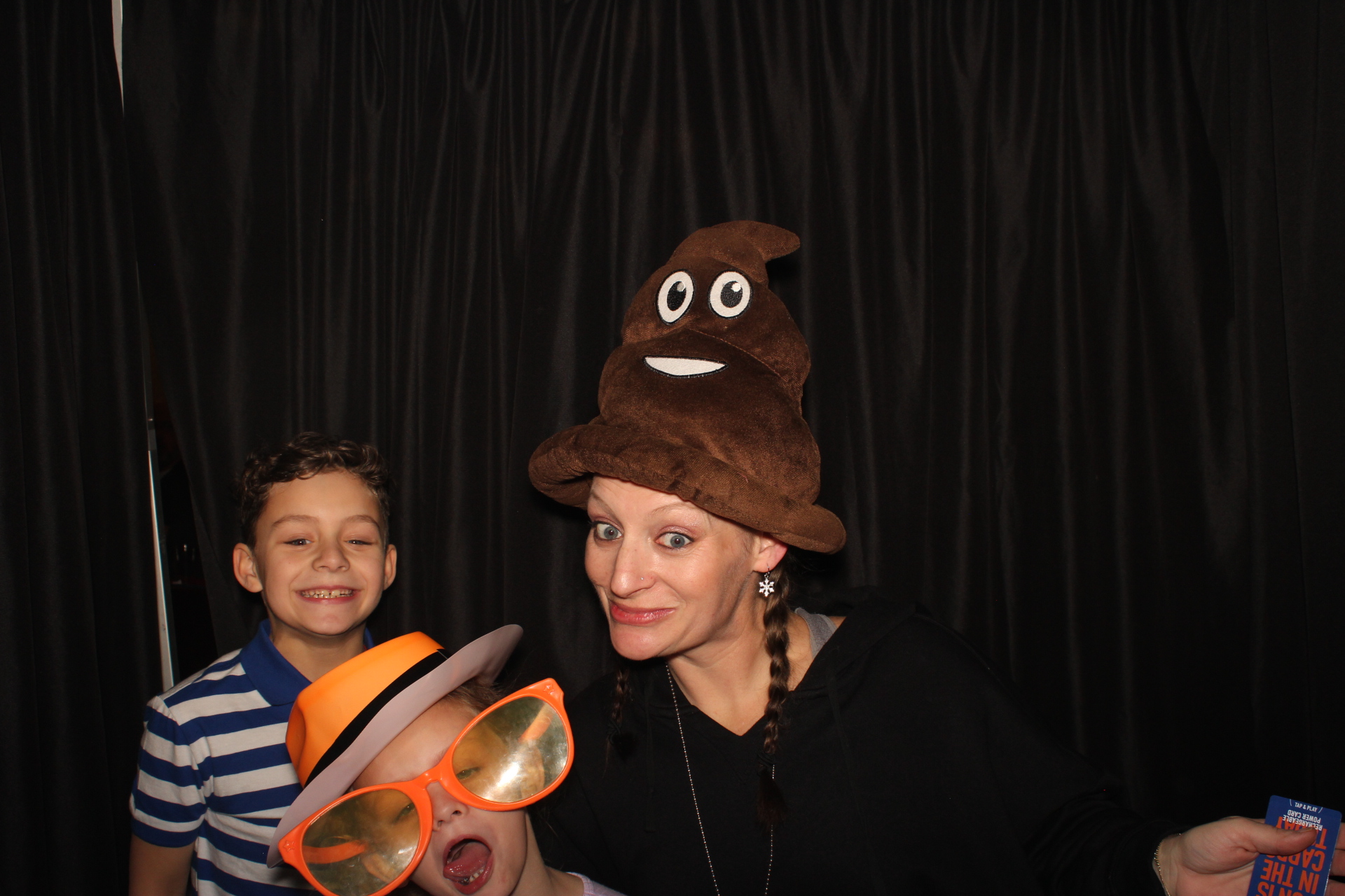 CCi Holiday Party | View more photos from the event at gallery.photoboothcincy.com/u/PhotoBoothCincy/CCi-Holiday-Party-1