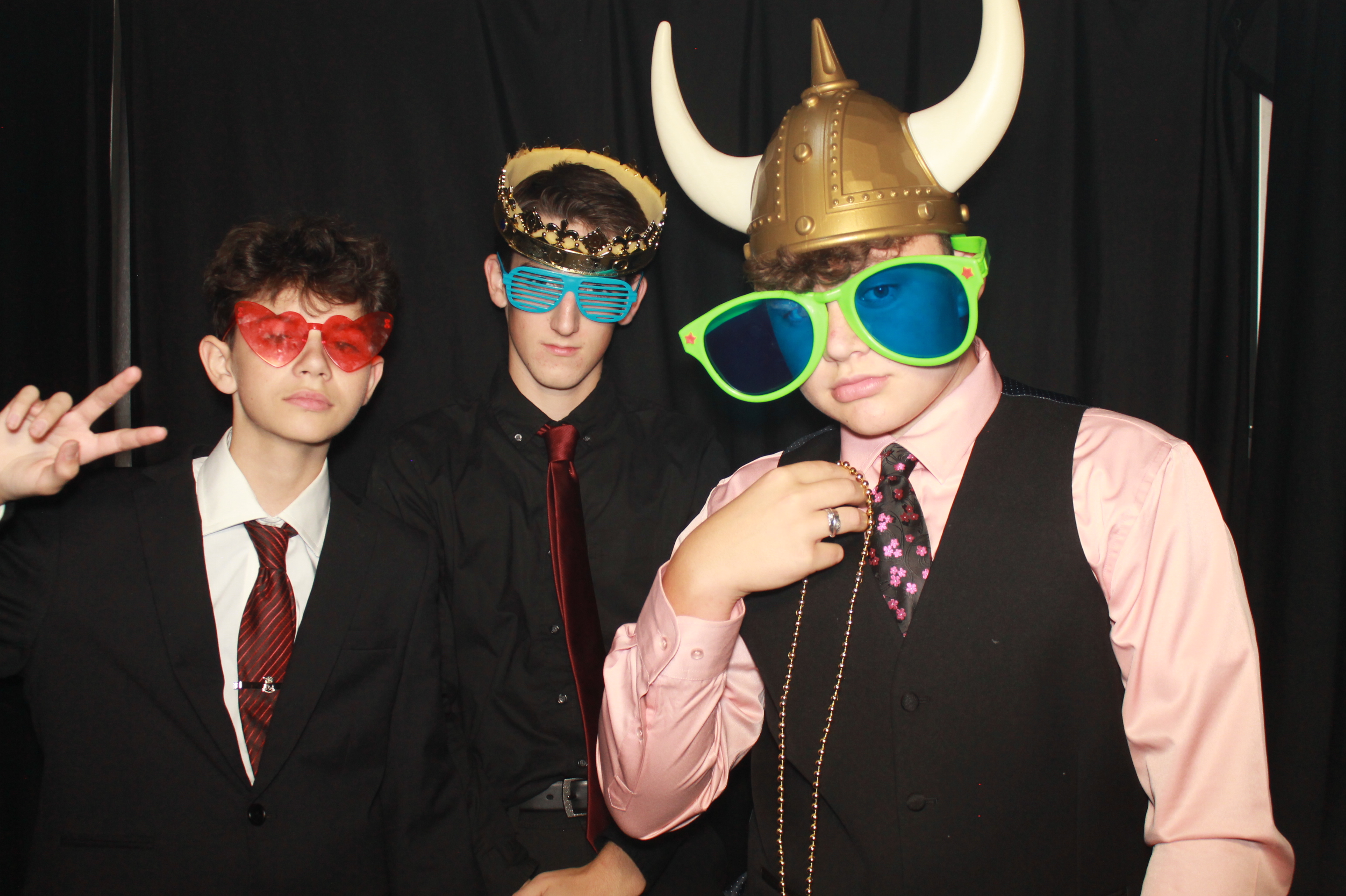 CHess Chirstian School Homecoming | View more photos from the event at gallery.photoboothcincy.com/u/PhotoBoothCincy/CHess-Chirstian-School-Homecoming