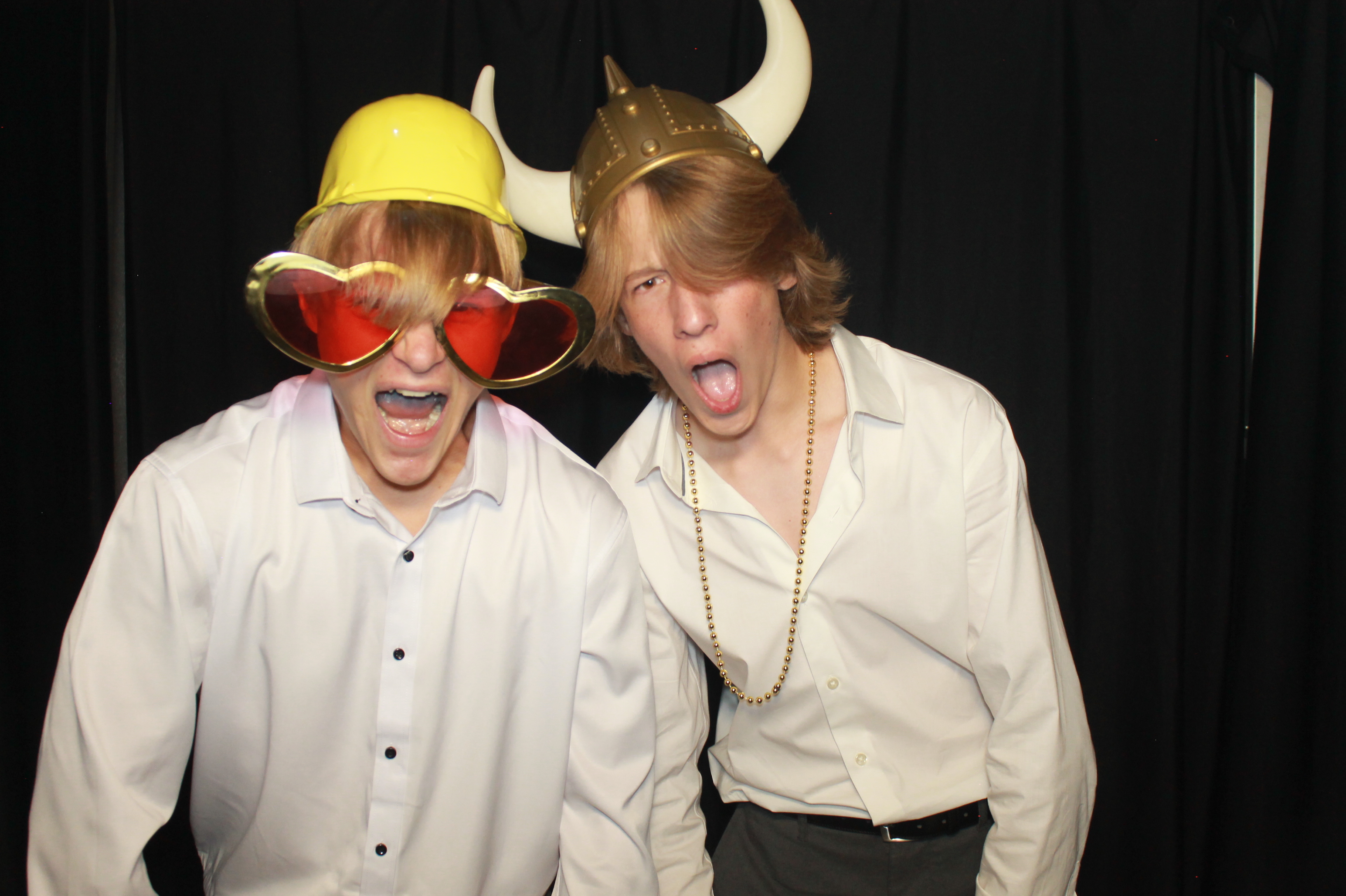 CHess Chirstian School Homecoming | View more photos from the event at gallery.photoboothcincy.com/u/PhotoBoothCincy/CHess-Chirstian-School-Homecoming