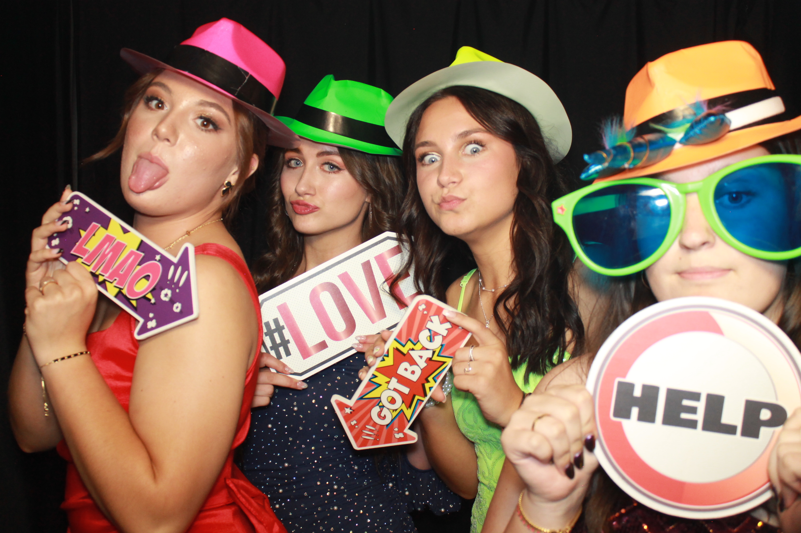 CHess Chirstian School Homecoming | View more photos from the event at gallery.photoboothcincy.com/u/PhotoBoothCincy/CHess-Chirstian-School-Homecoming