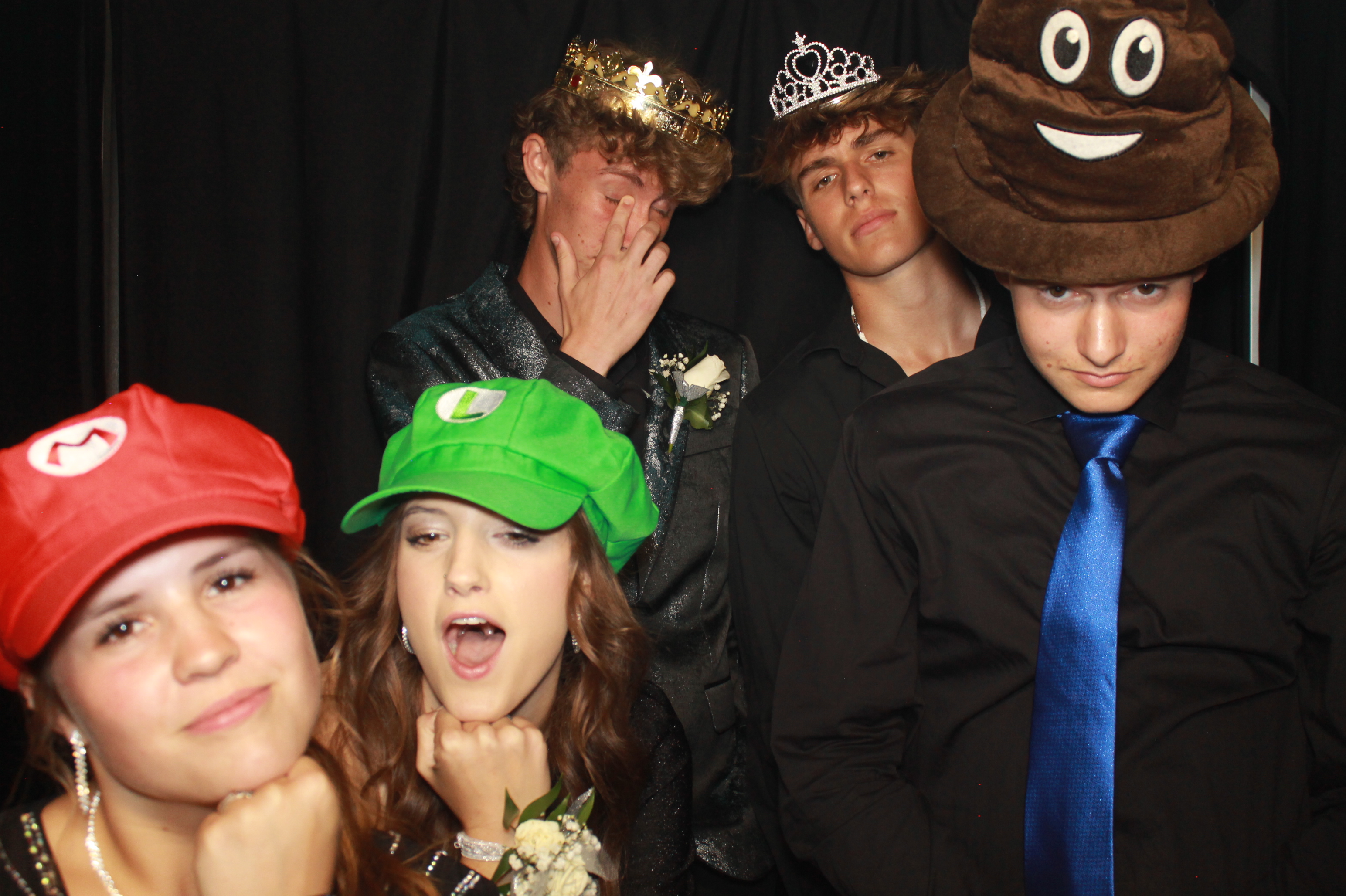 CHess Chirstian School Homecoming | View more photos from the event at gallery.photoboothcincy.com/u/PhotoBoothCincy/CHess-Chirstian-School-Homecoming
