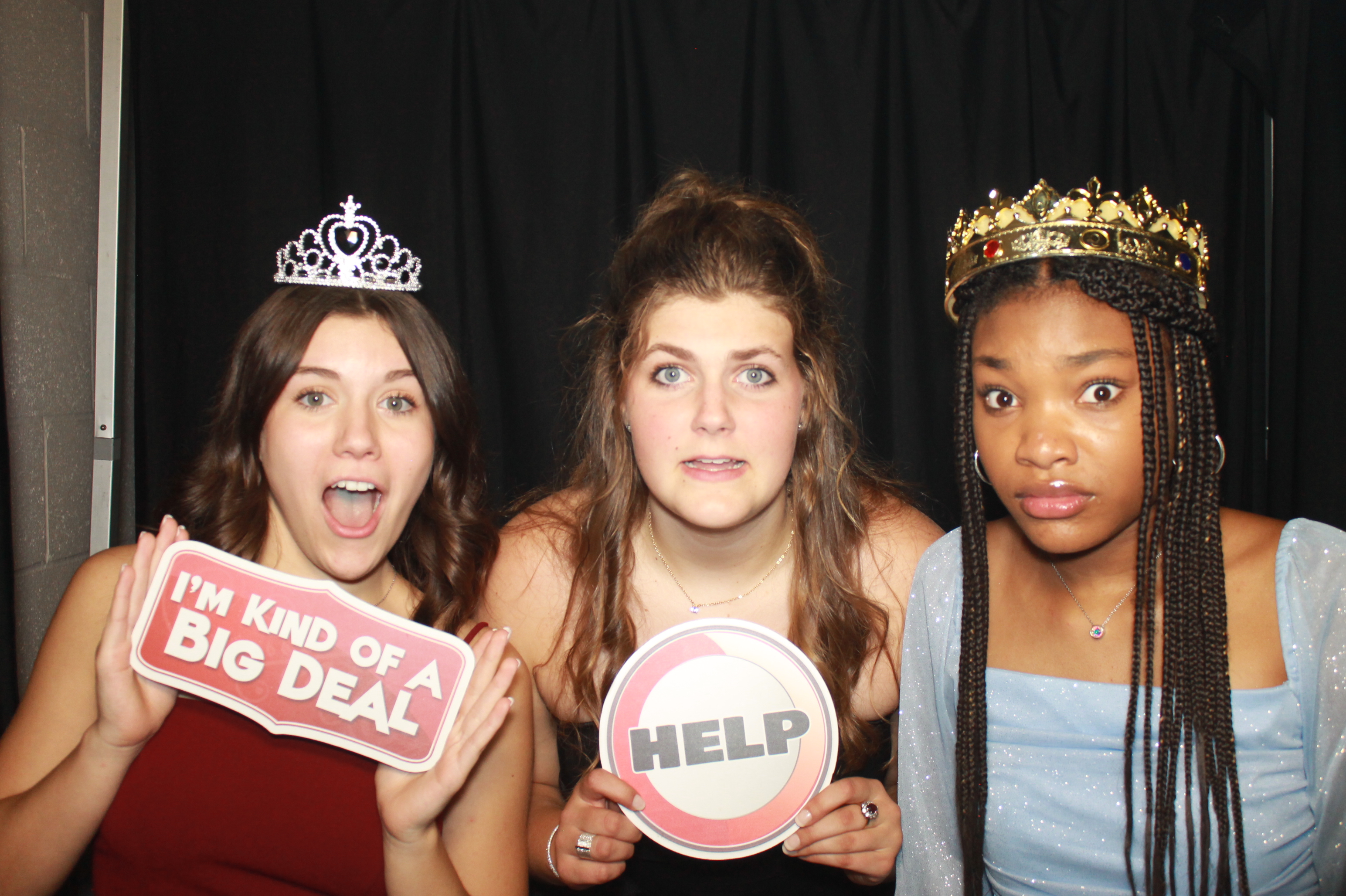 CHess Chirstian School Homecoming | View more photos from the event at gallery.photoboothcincy.com/u/PhotoBoothCincy/CHess-Chirstian-School-Homecoming