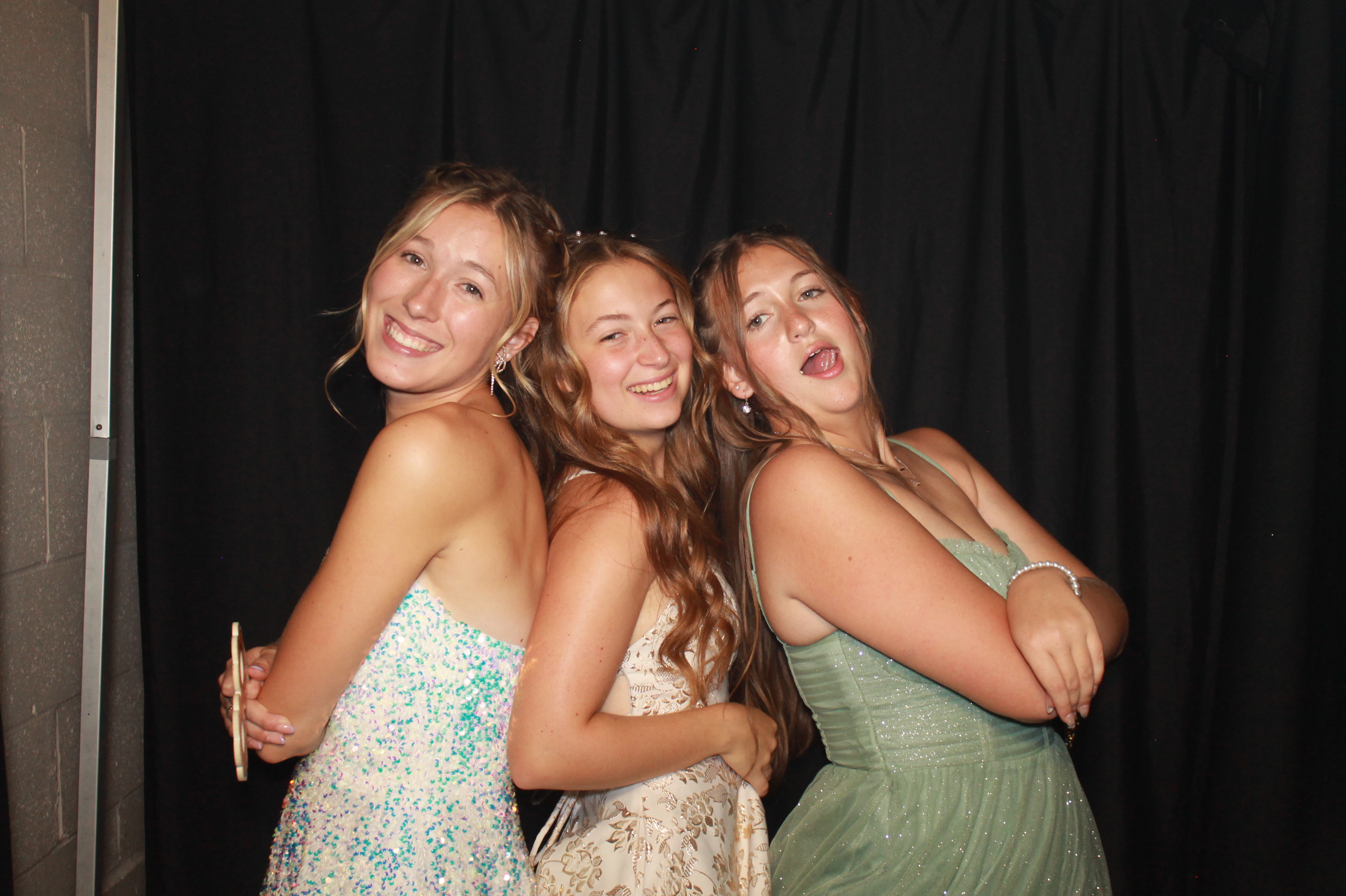 CHess Chirstian School Homecoming | View more photos from the event at gallery.photoboothcincy.com/u/PhotoBoothCincy/CHess-Chirstian-School-Homecoming