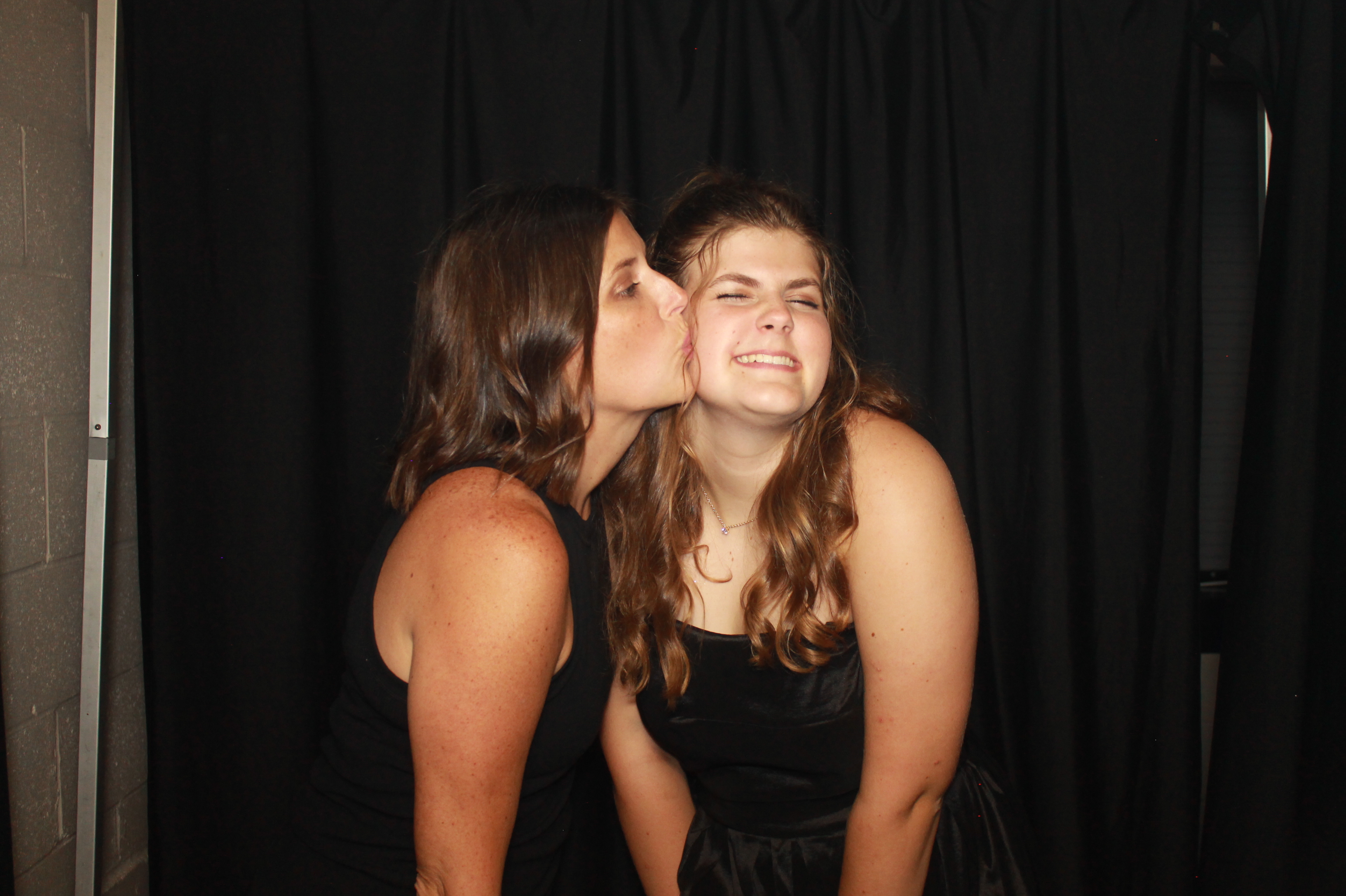 CHess Chirstian School Homecoming | View more photos from the event at gallery.photoboothcincy.com/u/PhotoBoothCincy/CHess-Chirstian-School-Homecoming