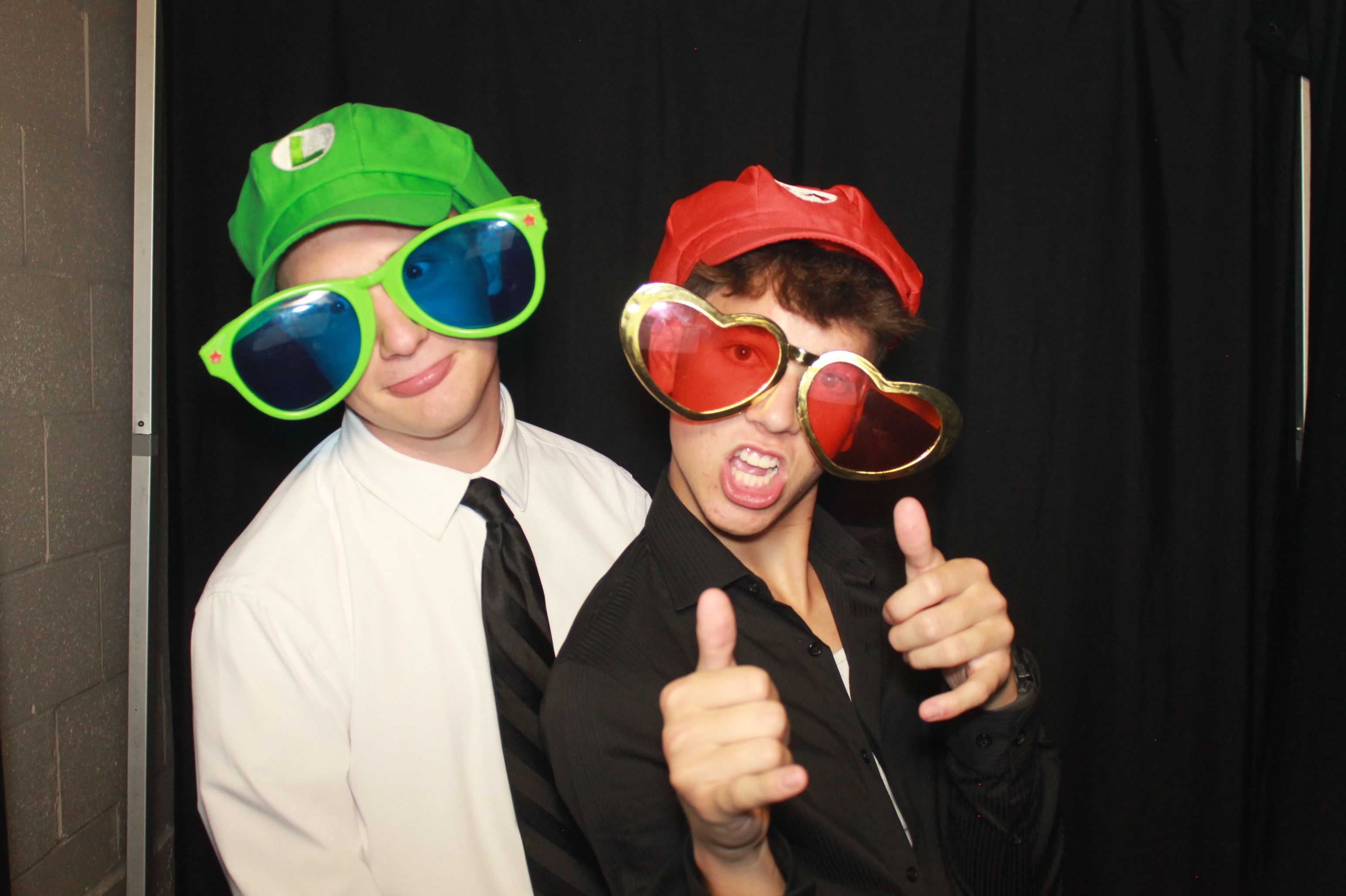 CHess Chirstian School Homecoming | View more photos from the event at gallery.photoboothcincy.com/u/PhotoBoothCincy/CHess-Chirstian-School-Homecoming