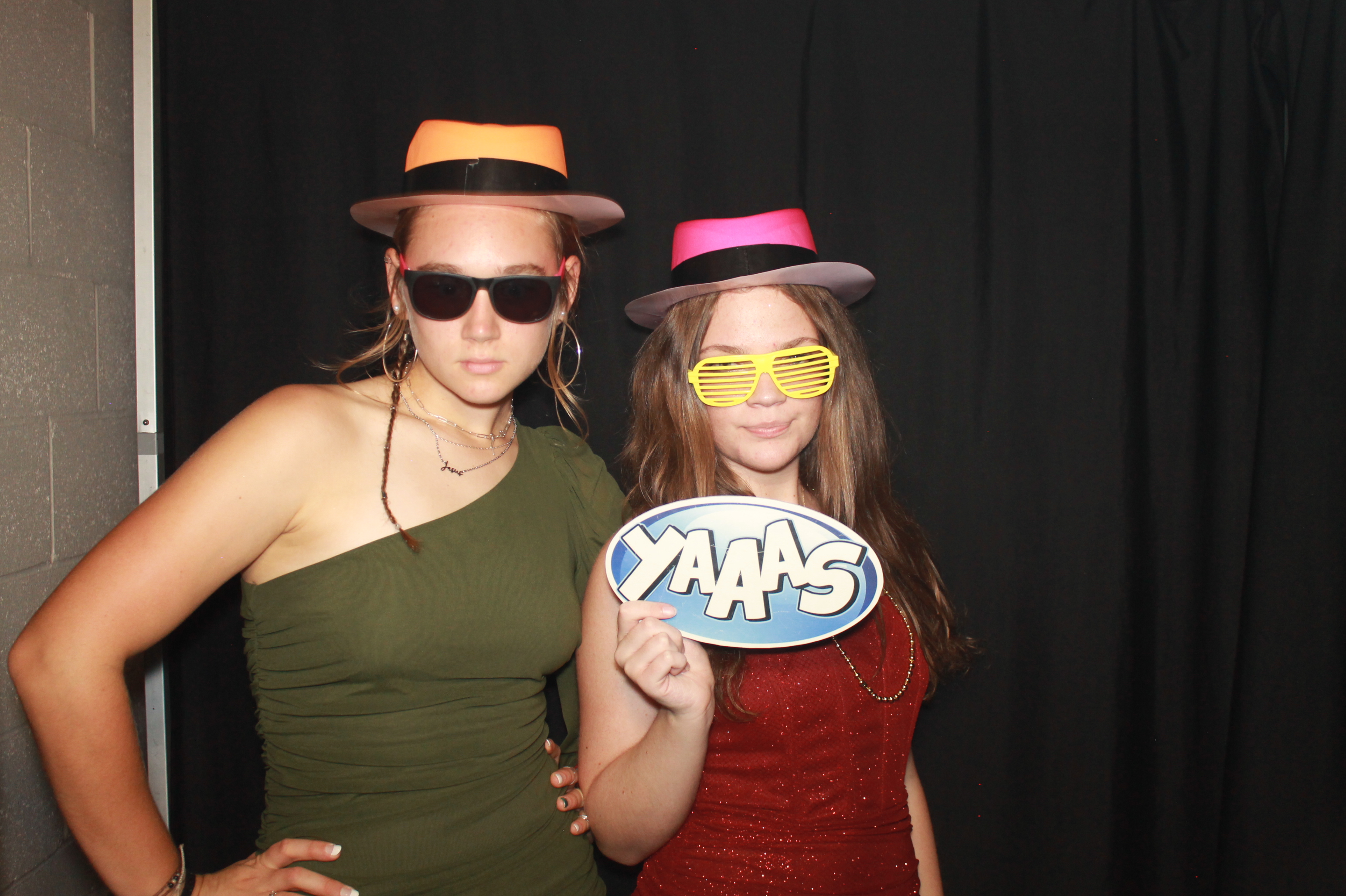 CHess Chirstian School Homecoming | View more photos from the event at gallery.photoboothcincy.com/u/PhotoBoothCincy/CHess-Chirstian-School-Homecoming