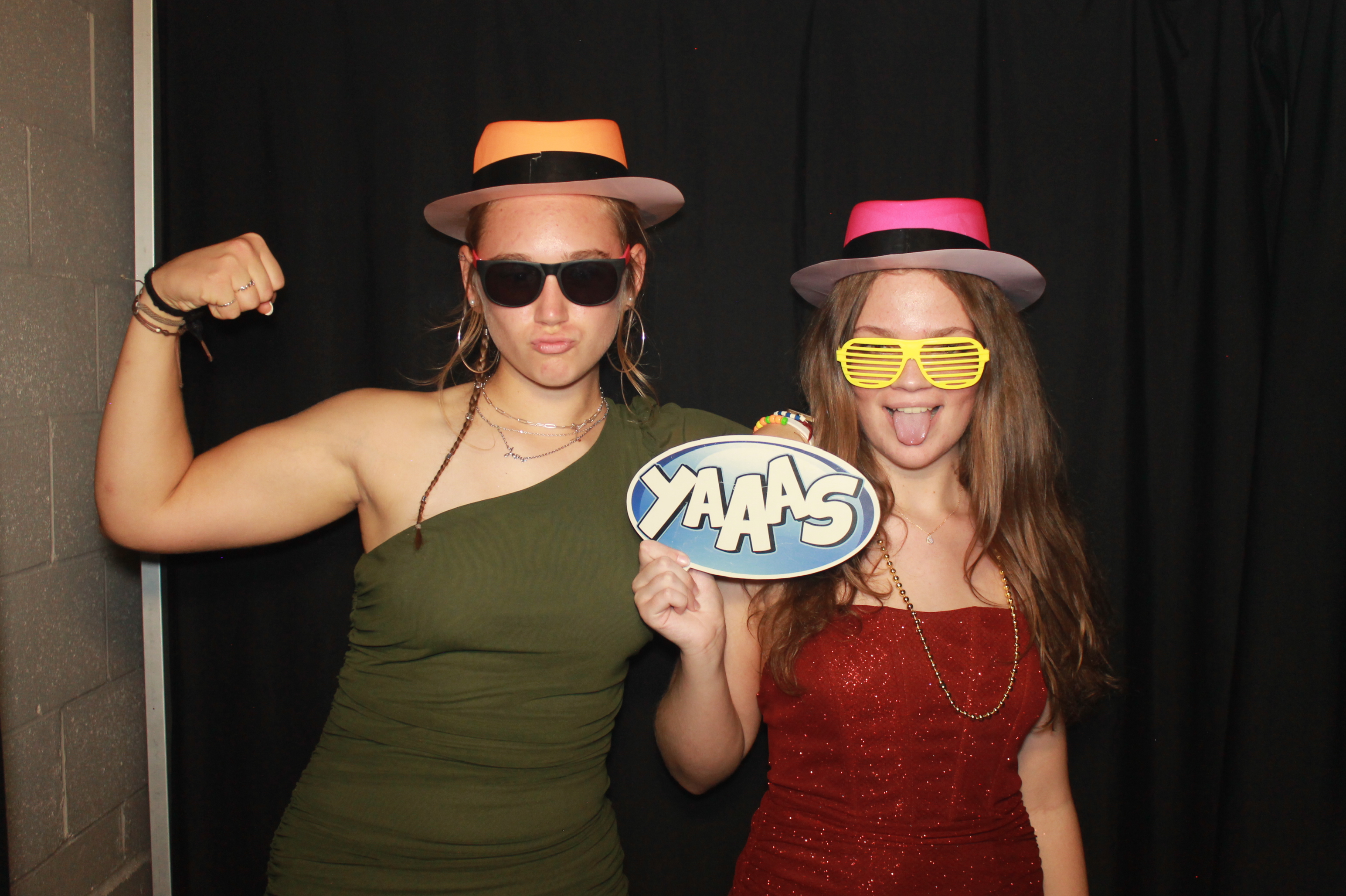 CHess Chirstian School Homecoming | View more photos from the event at gallery.photoboothcincy.com/u/PhotoBoothCincy/CHess-Chirstian-School-Homecoming