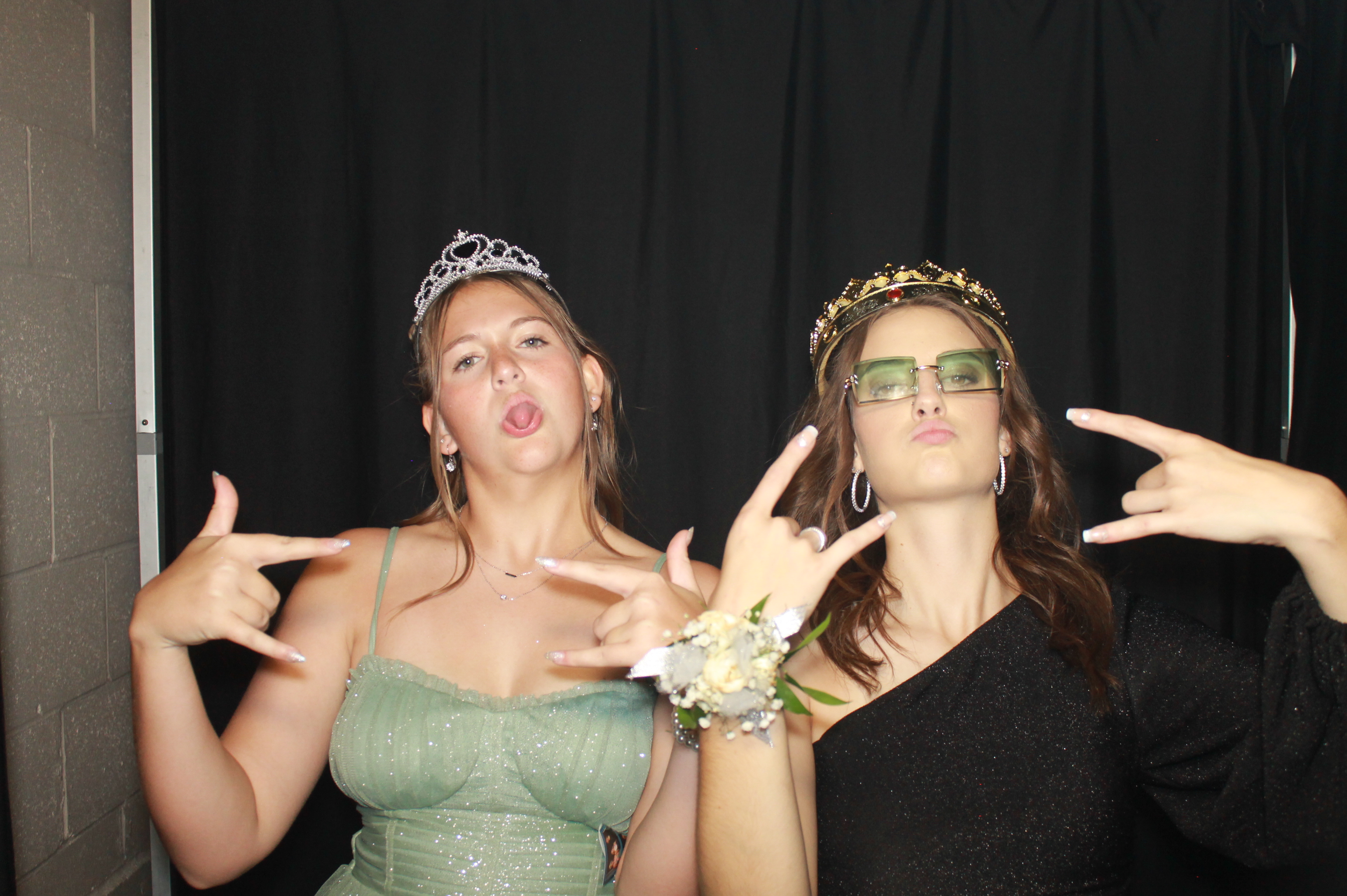 CHess Chirstian School Homecoming | View more photos from the event at gallery.photoboothcincy.com/u/PhotoBoothCincy/CHess-Chirstian-School-Homecoming