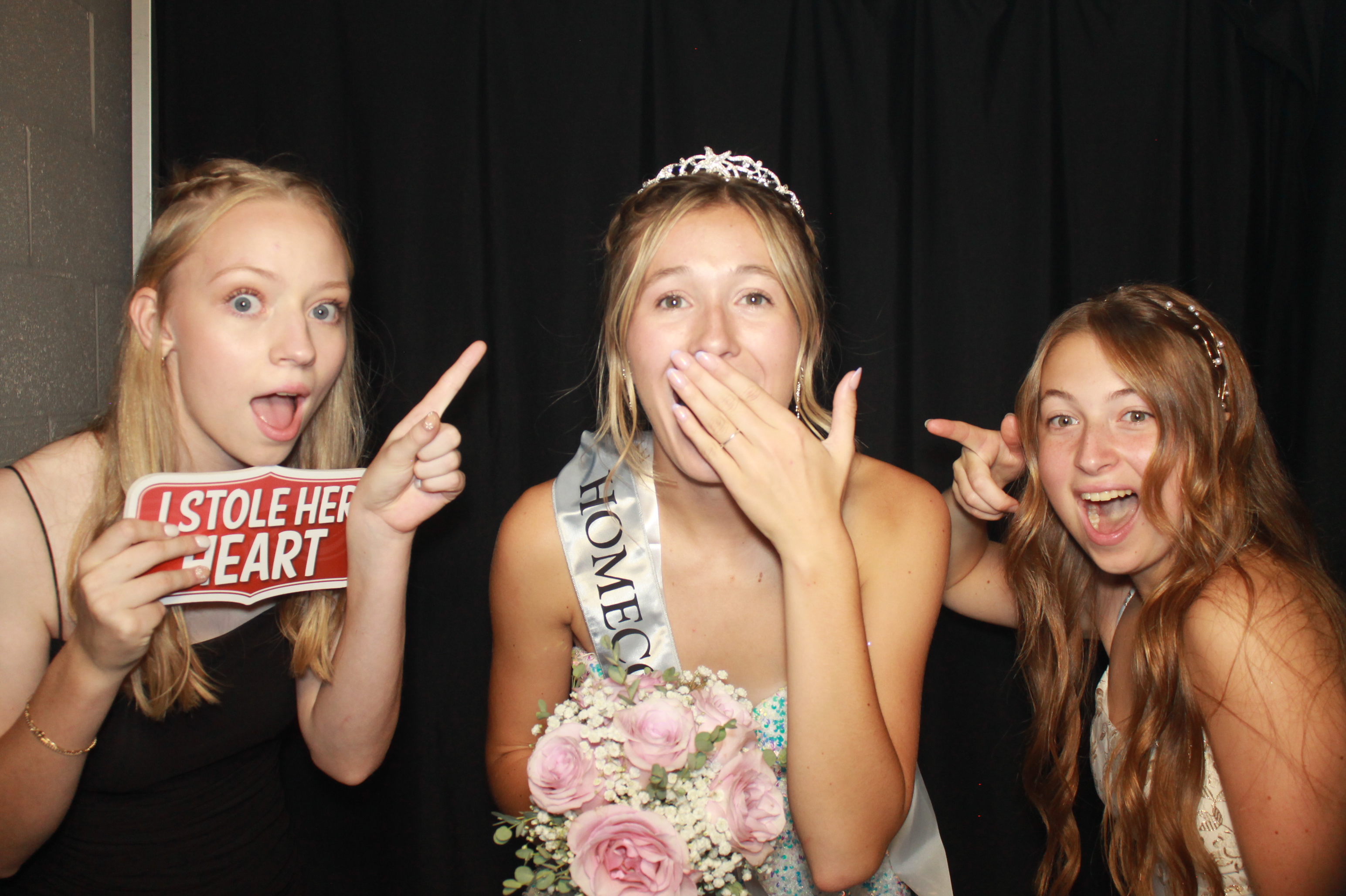 CHess Chirstian School Homecoming | View more photos from the event at gallery.photoboothcincy.com/u/PhotoBoothCincy/CHess-Chirstian-School-Homecoming