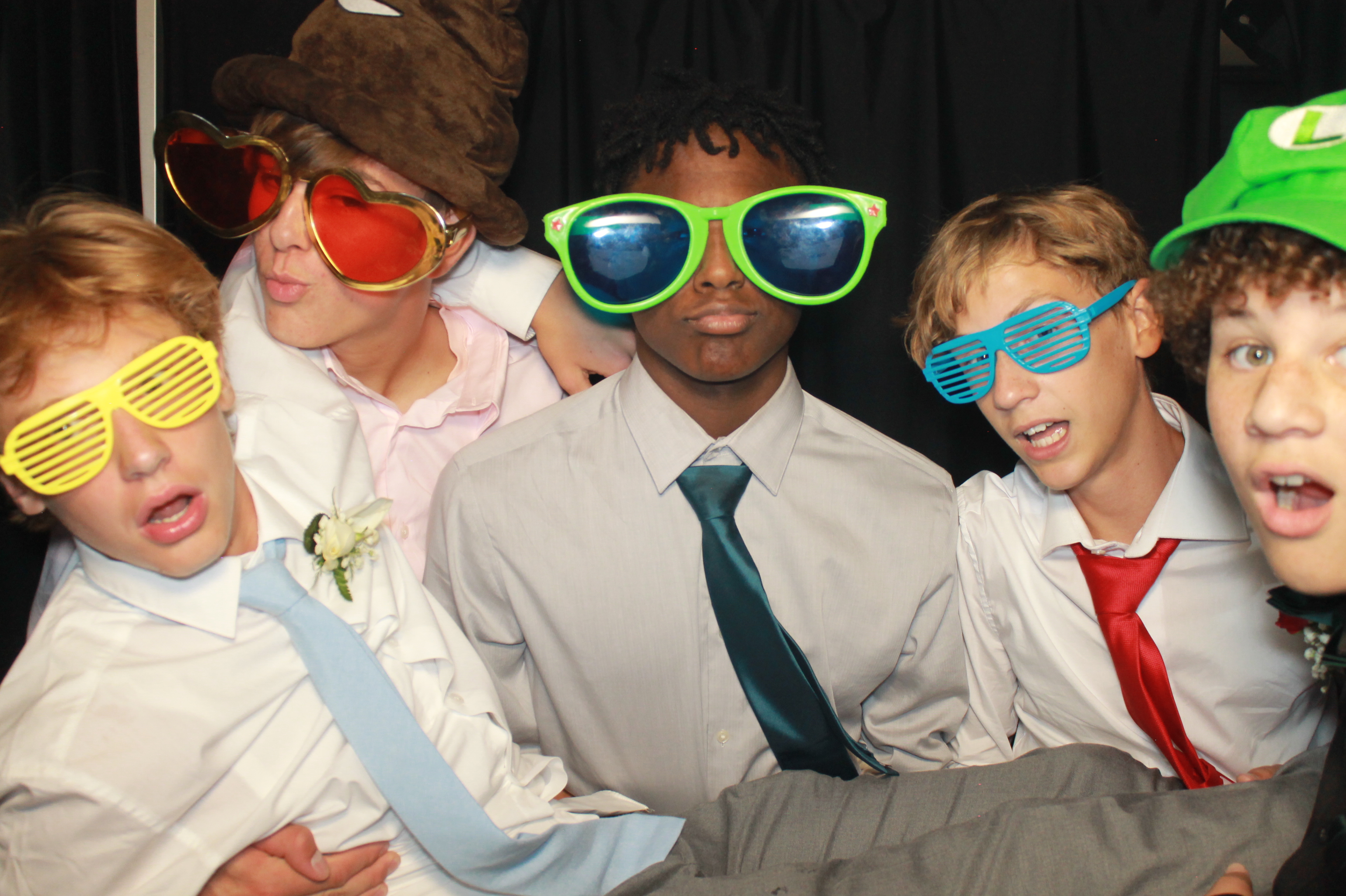 CHess Chirstian School Homecoming | View more photos from the event at gallery.photoboothcincy.com/u/PhotoBoothCincy/CHess-Chirstian-School-Homecoming