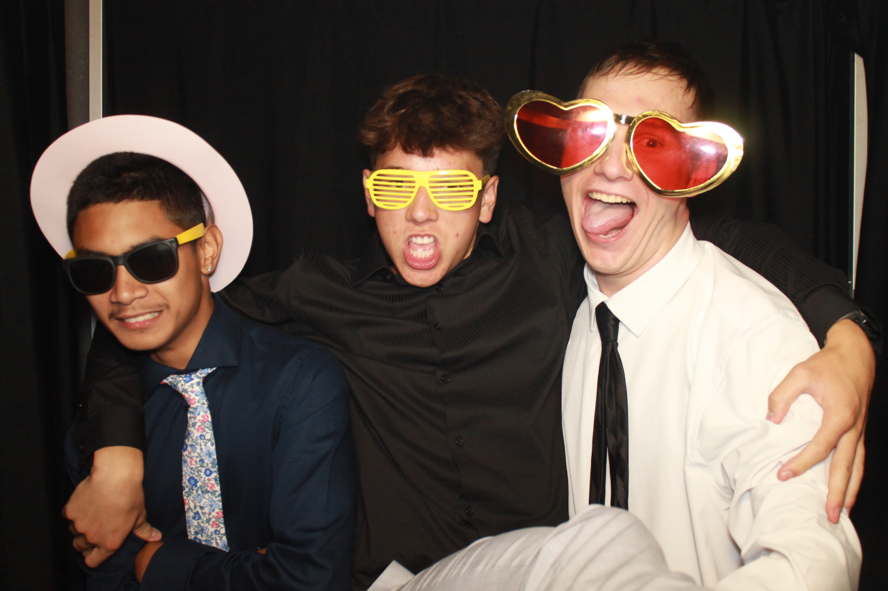 CHess Chirstian School Homecoming | View more photos from the event at gallery.photoboothcincy.com/u/PhotoBoothCincy/CHess-Chirstian-School-Homecoming