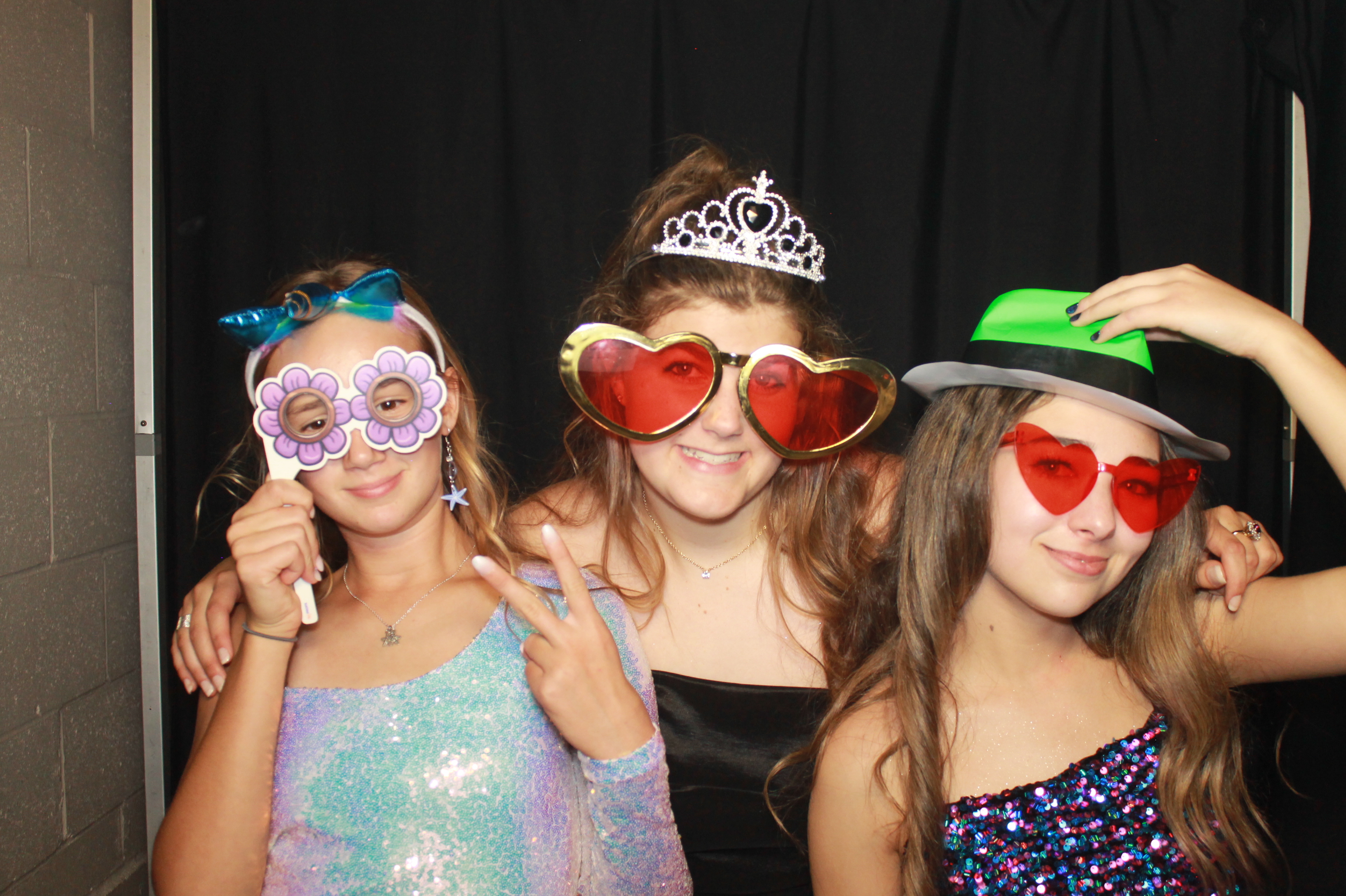 CHess Chirstian School Homecoming | View more photos from the event at gallery.photoboothcincy.com/u/PhotoBoothCincy/CHess-Chirstian-School-Homecoming