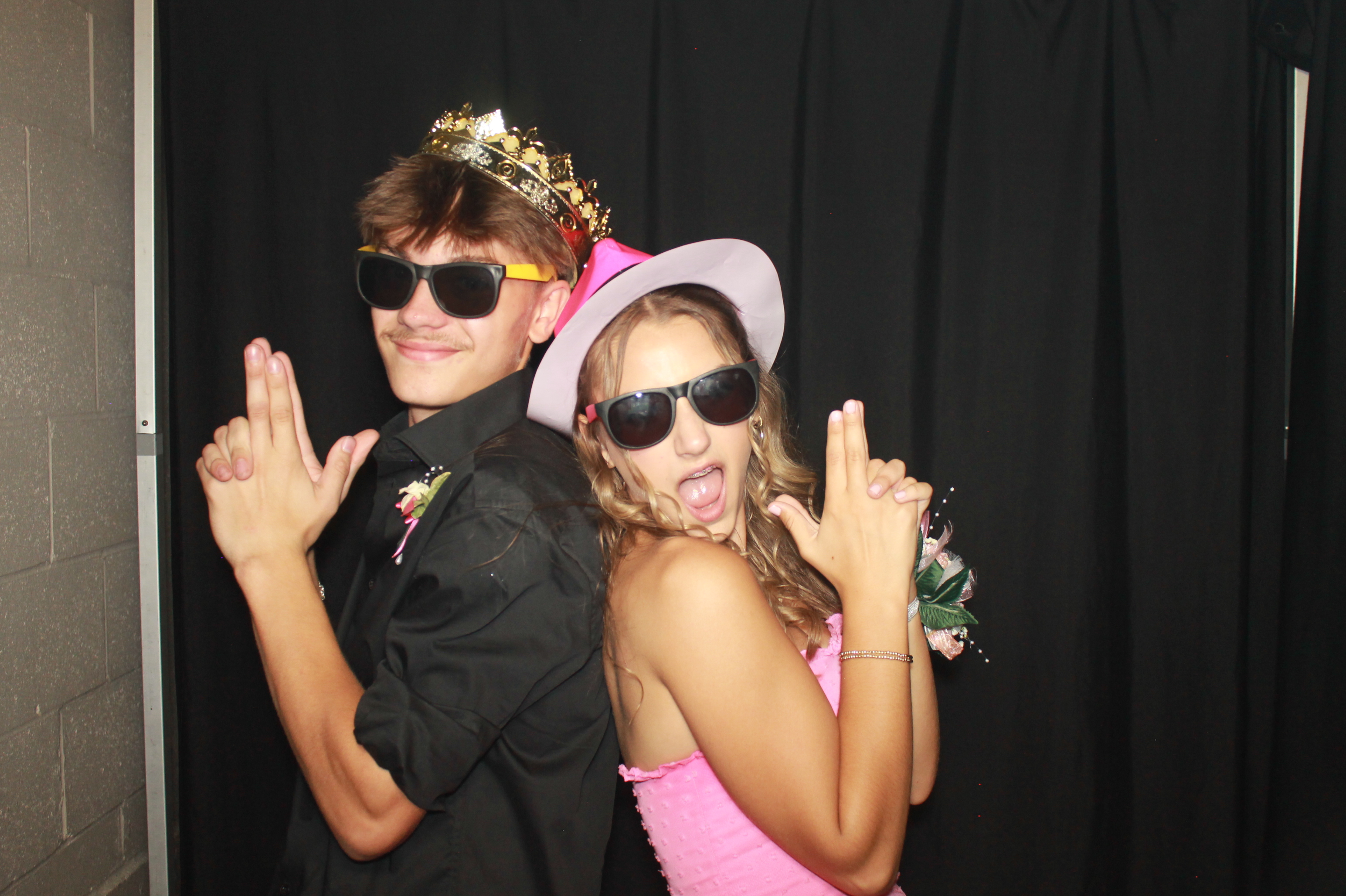 CHess Chirstian School Homecoming | View more photos from the event at gallery.photoboothcincy.com/u/PhotoBoothCincy/CHess-Chirstian-School-Homecoming