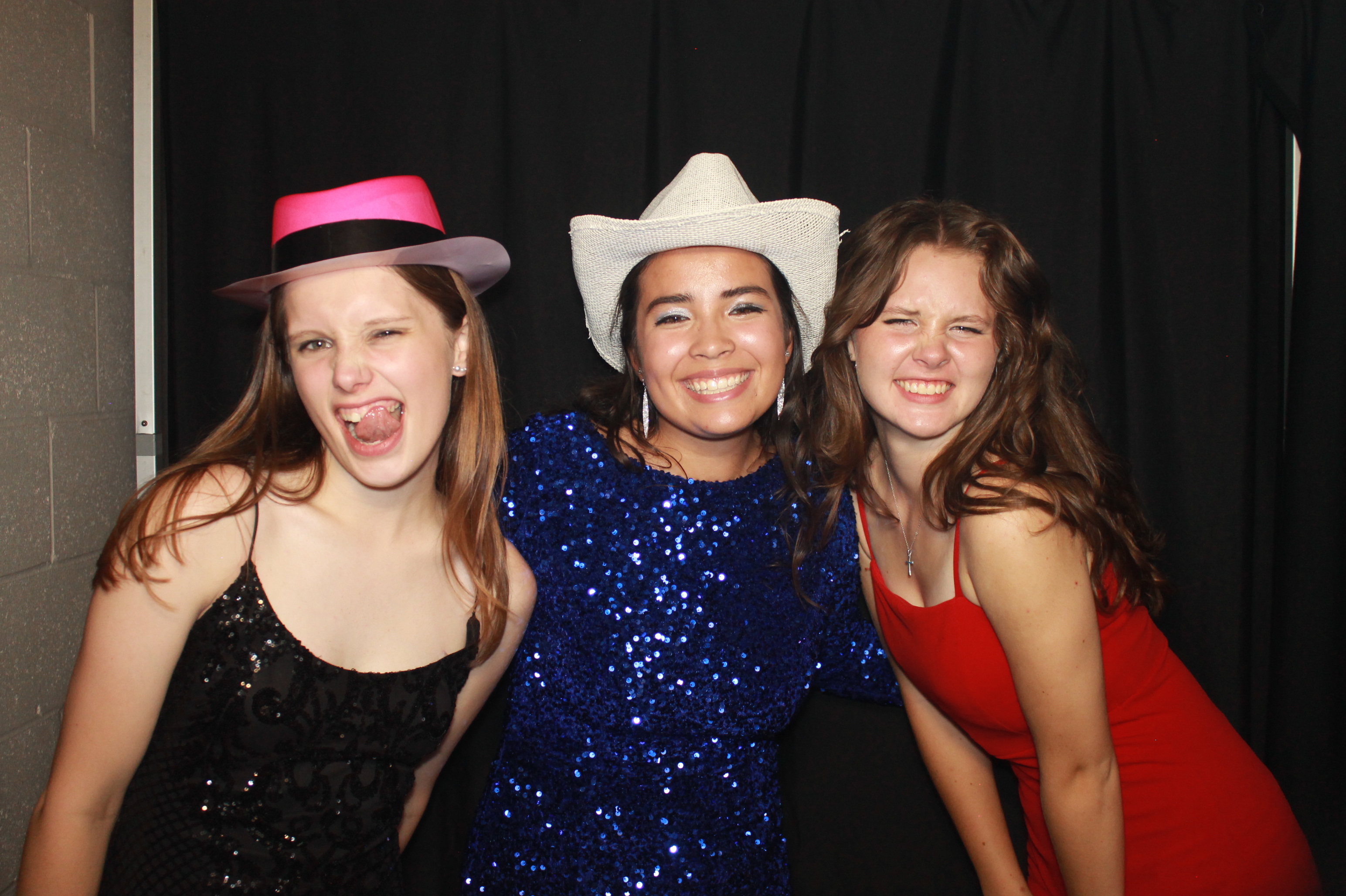 CHess Chirstian School Homecoming | View more photos from the event at gallery.photoboothcincy.com/u/PhotoBoothCincy/CHess-Chirstian-School-Homecoming