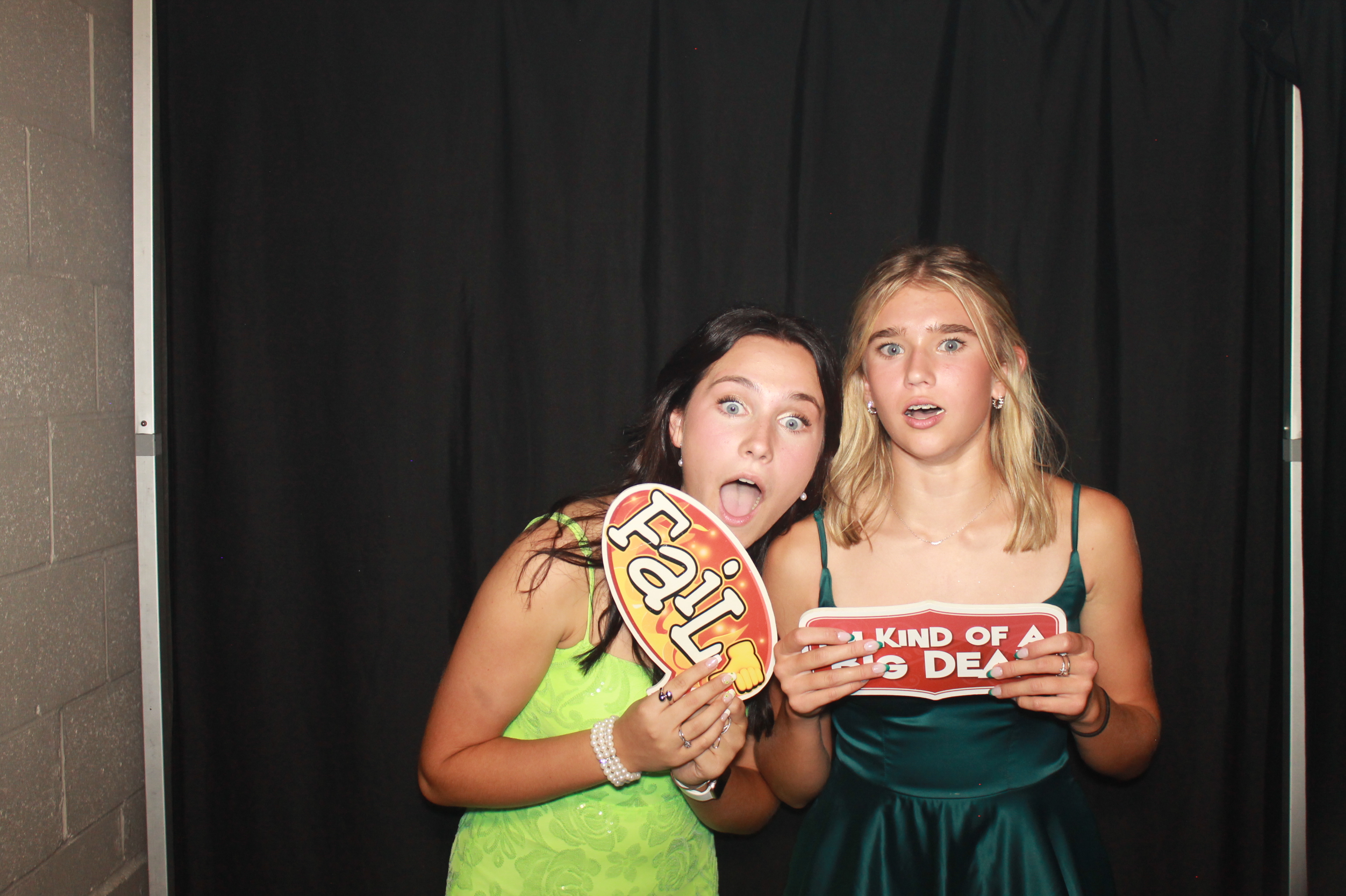 CHess Chirstian School Homecoming | View more photos from the event at gallery.photoboothcincy.com/u/PhotoBoothCincy/CHess-Chirstian-School-Homecoming