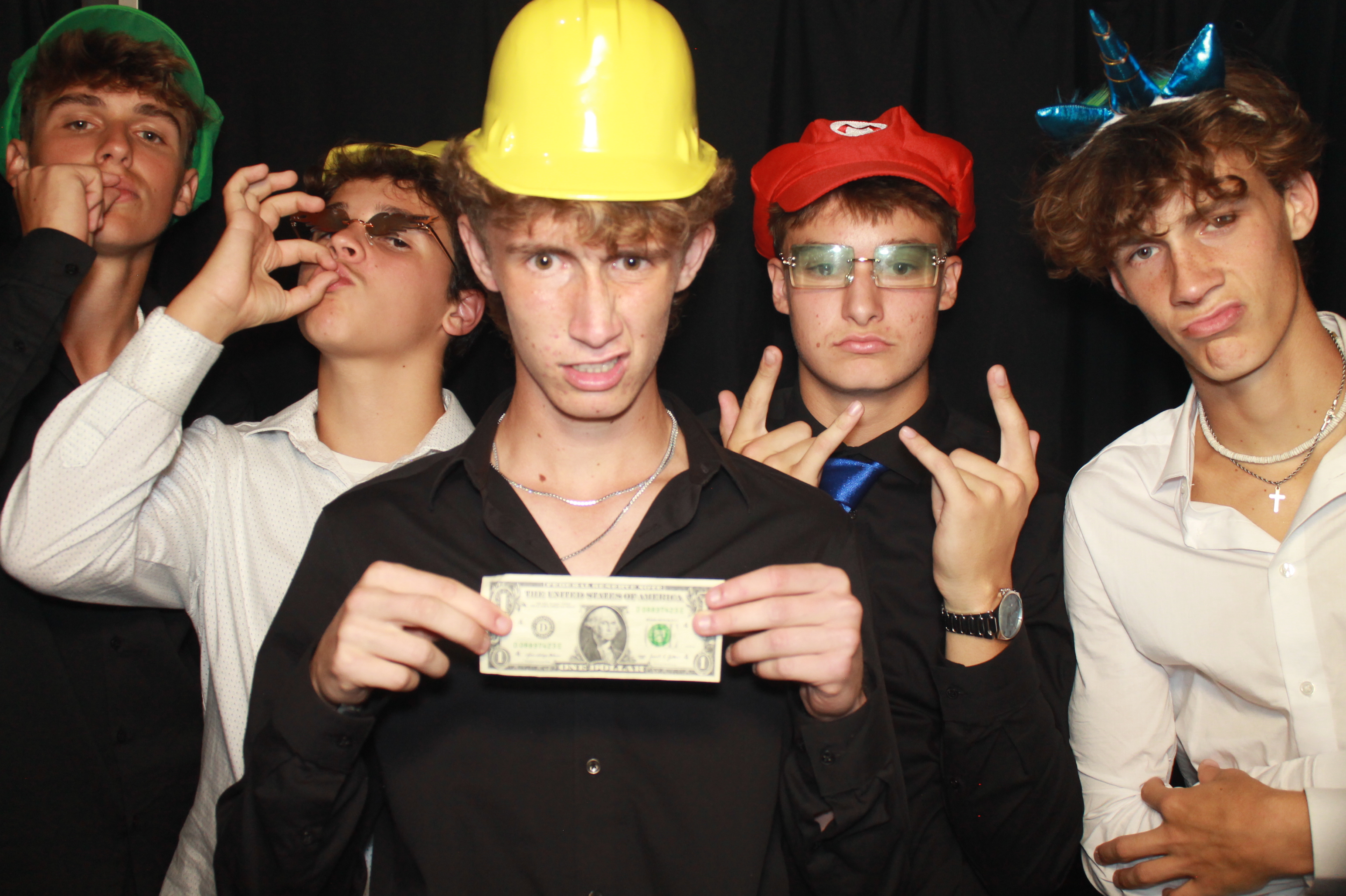 CHess Chirstian School Homecoming | View more photos from the event at gallery.photoboothcincy.com/u/PhotoBoothCincy/CHess-Chirstian-School-Homecoming