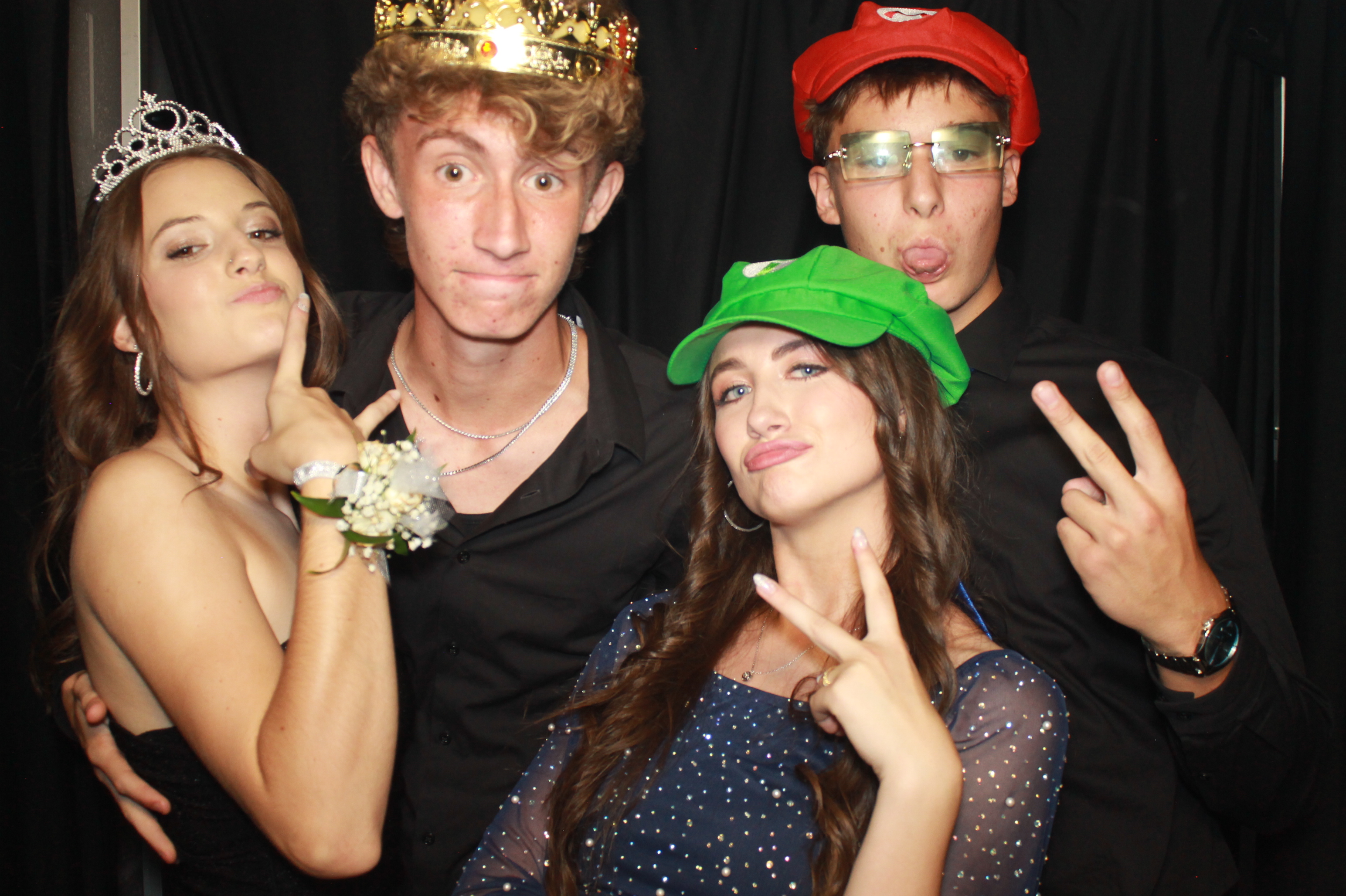 CHess Chirstian School Homecoming | View more photos from the event at gallery.photoboothcincy.com/u/PhotoBoothCincy/CHess-Chirstian-School-Homecoming