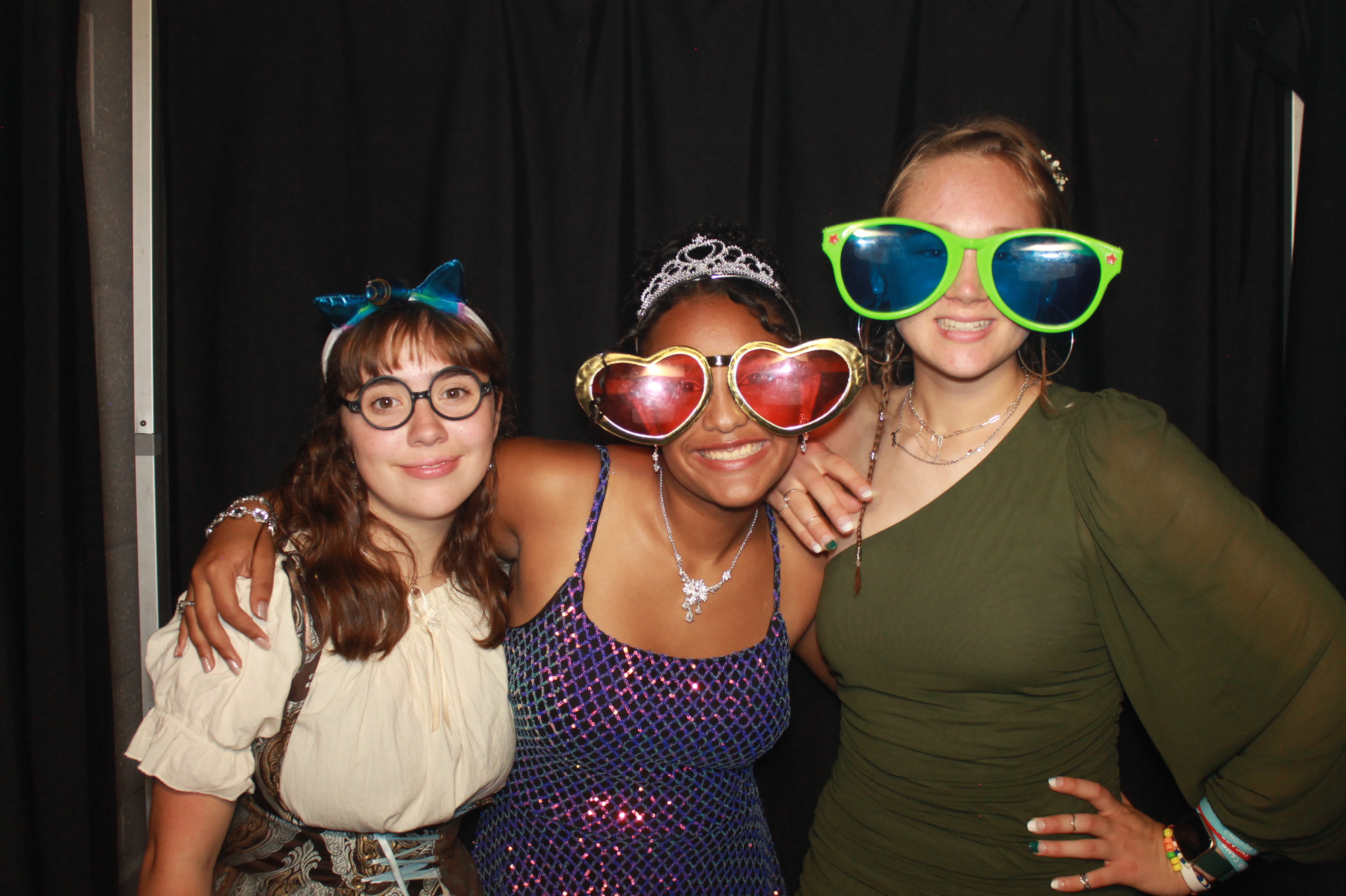 CHess Chirstian School Homecoming | View more photos from the event at gallery.photoboothcincy.com/u/PhotoBoothCincy/CHess-Chirstian-School-Homecoming