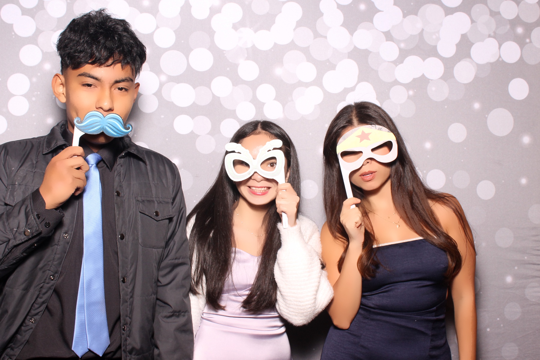 Camila's 15th Birthday | View more photos from the event at gallery.photoboothcincy.com/u/PhotoBoothCincy/Camilas-15th-Birthday