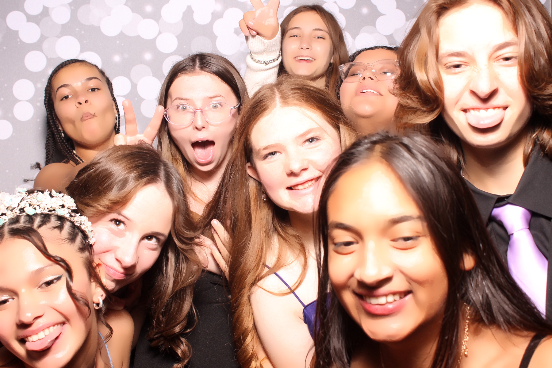 Camila's 15th Birthday | View more photos from the event at gallery.photoboothcincy.com/u/PhotoBoothCincy/Camilas-15th-Birthday