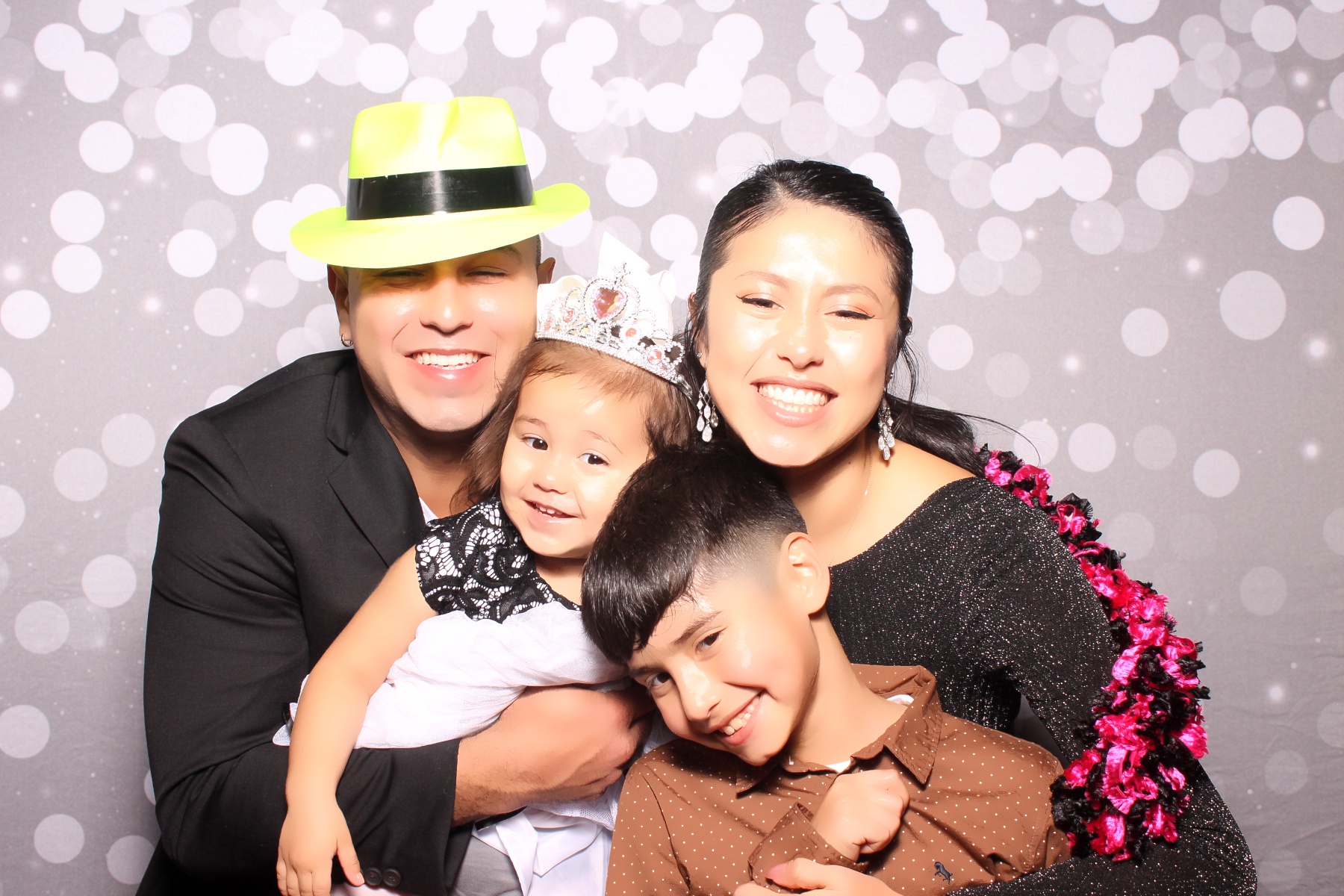 Camila's 15th Birthday | View more photos from the event at gallery.photoboothcincy.com/u/PhotoBoothCincy/Camilas-15th-Birthday