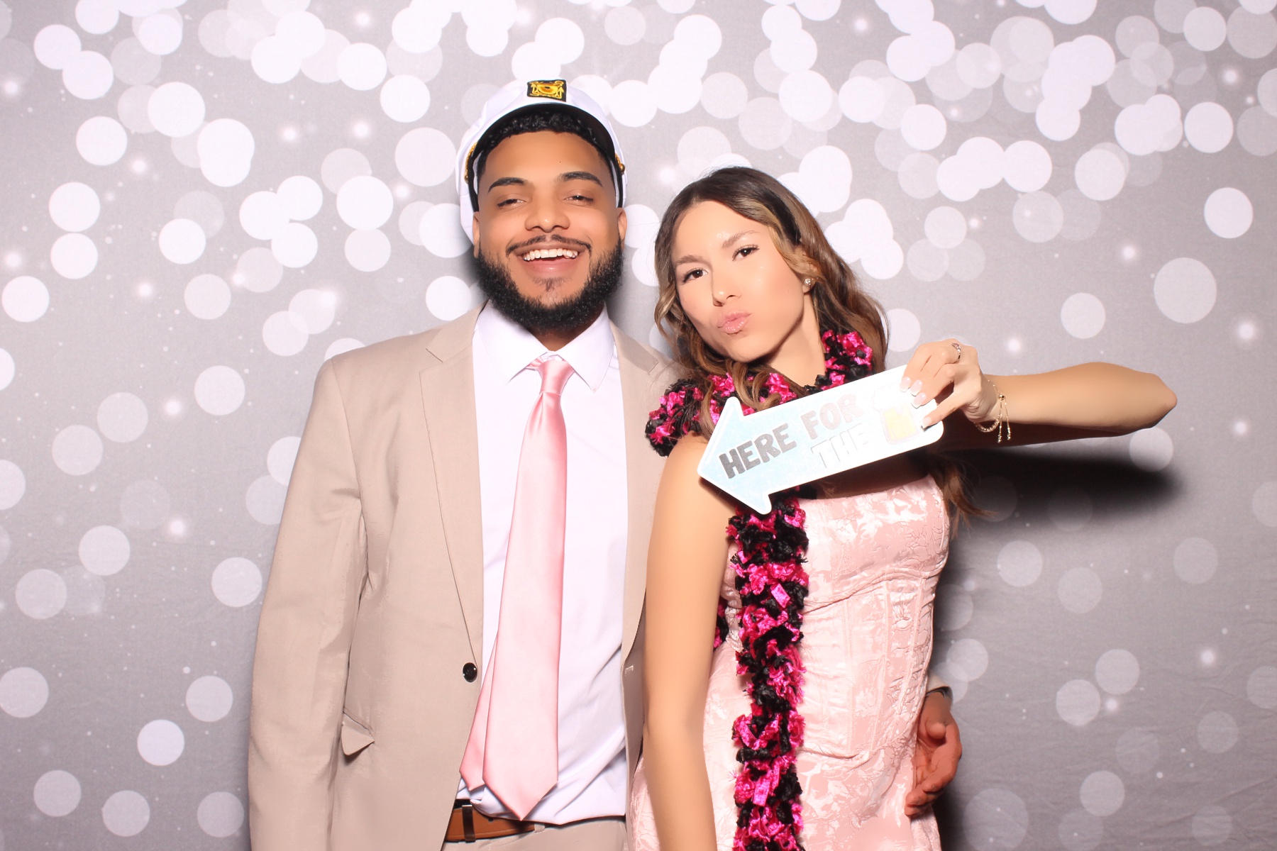 Camila's 15th Birthday | View more photos from the event at gallery.photoboothcincy.com/u/PhotoBoothCincy/Camilas-15th-Birthday