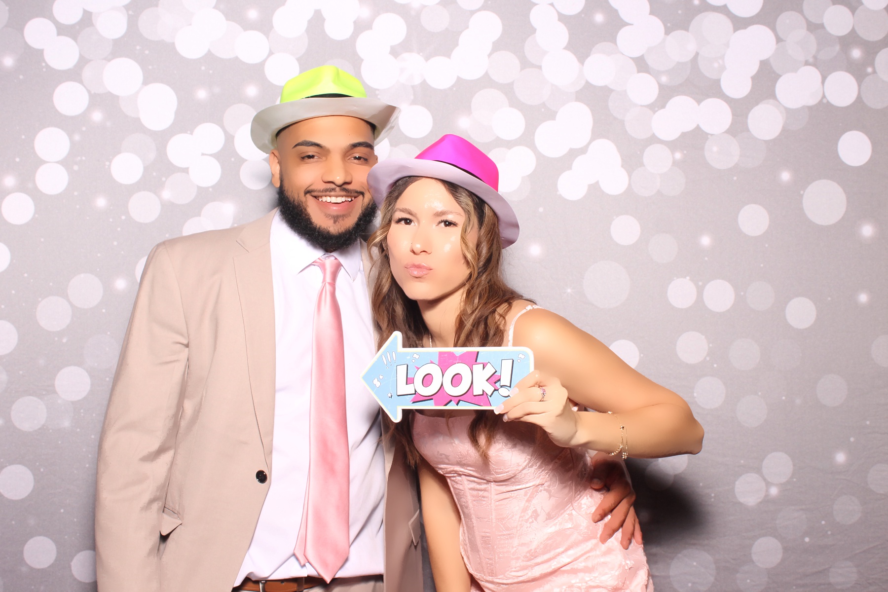 Camila's 15th Birthday | View more photos from the event at gallery.photoboothcincy.com/u/PhotoBoothCincy/Camilas-15th-Birthday