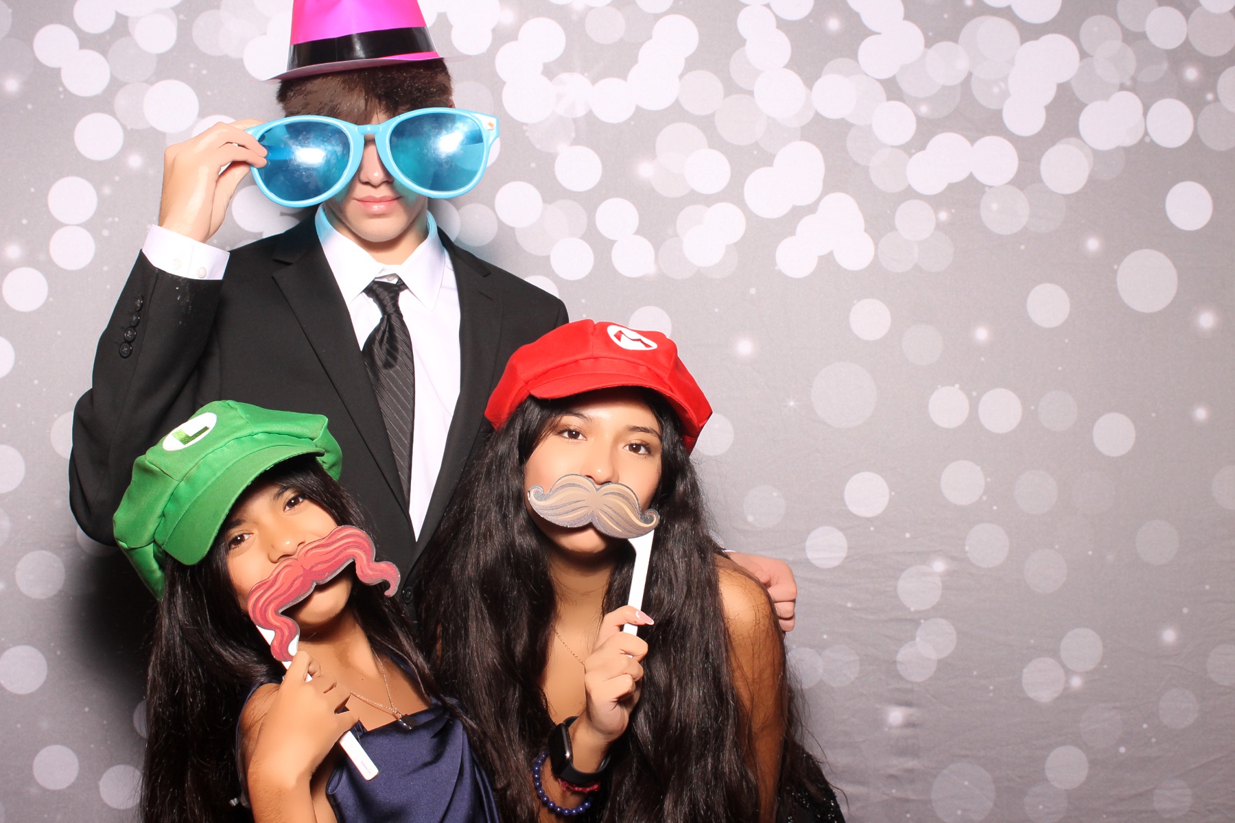 Camila's 15th Birthday | View more photos from the event at gallery.photoboothcincy.com/u/PhotoBoothCincy/Camilas-15th-Birthday