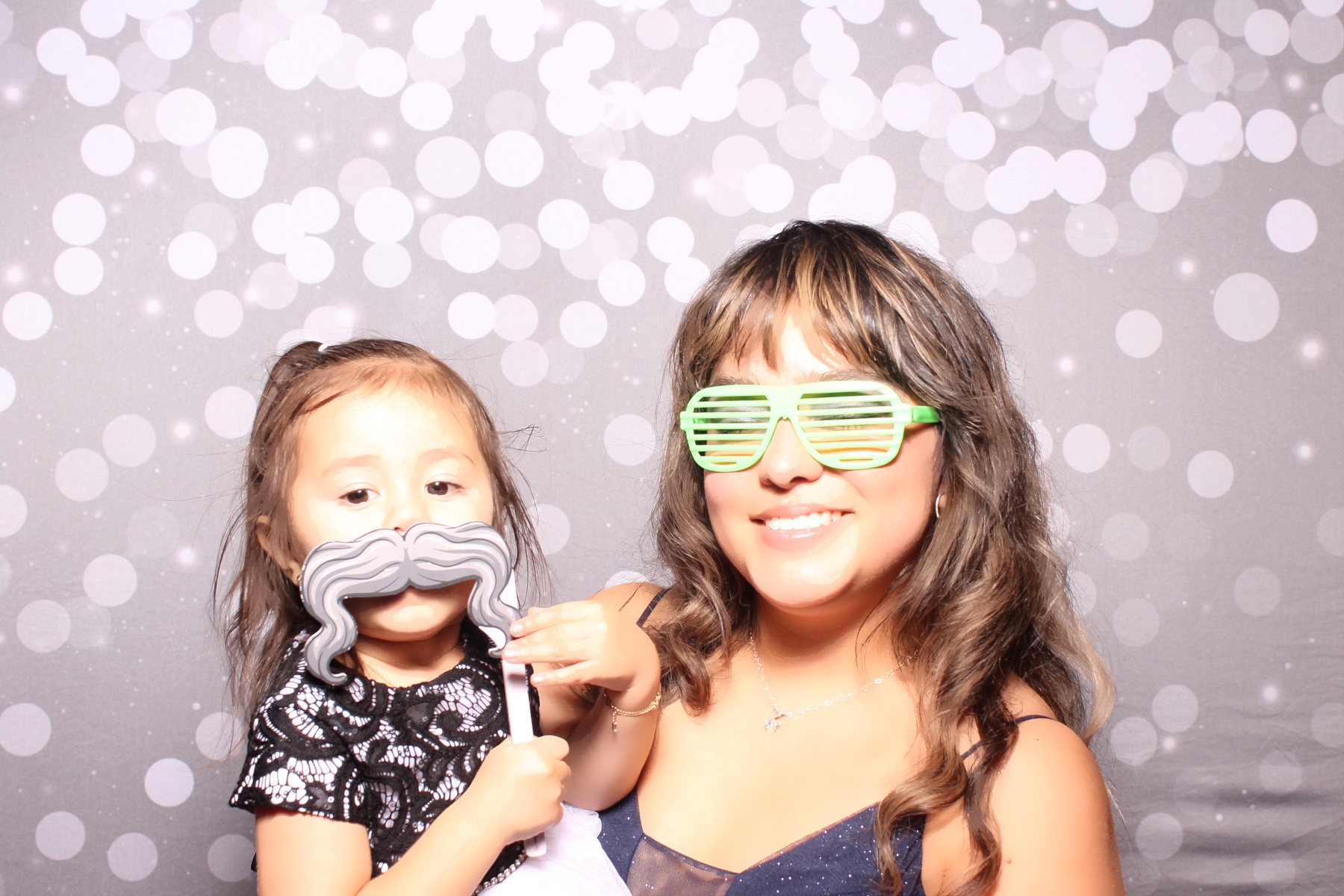 Camila's 15th Birthday | View more photos from the event at gallery.photoboothcincy.com/u/PhotoBoothCincy/Camilas-15th-Birthday