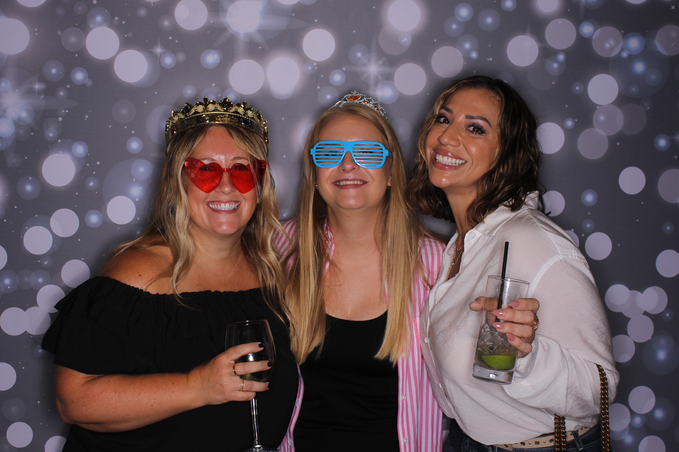 Carries 40th Birthday | View more photos from the event at gallery.photoboothcincy.com/u/PhotoBoothCincy/Carries-40th-Birthday