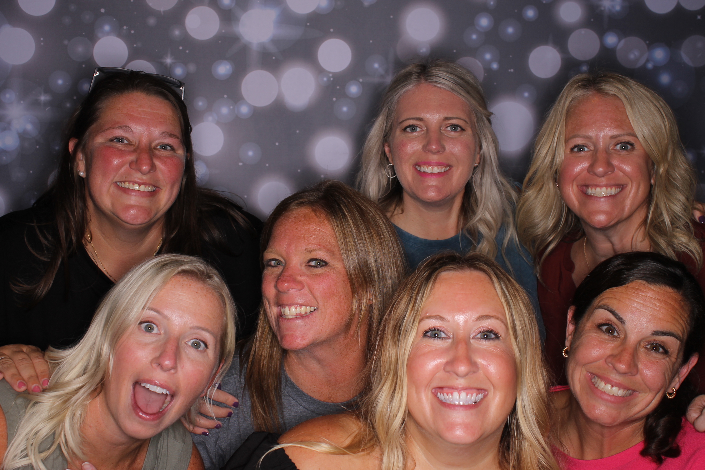 Carries 40th Birthday | View more photos from the event at gallery.photoboothcincy.com/u/PhotoBoothCincy/Carries-40th-Birthday