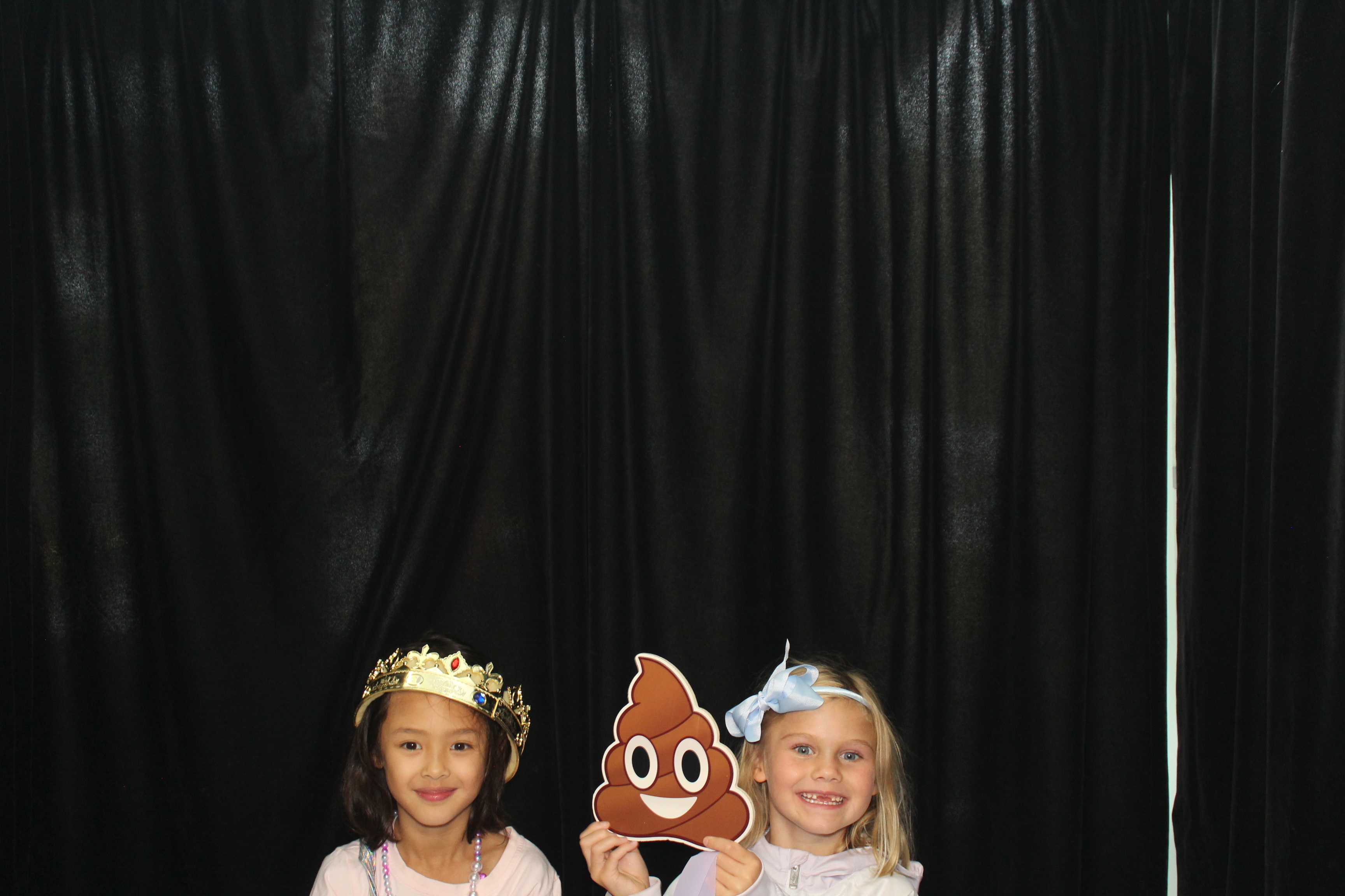 Certainteed Open House | View more photos from the event at gallery.photoboothcincy.com/u/PhotoBoothCincy/Certainteed-Open-House-0
