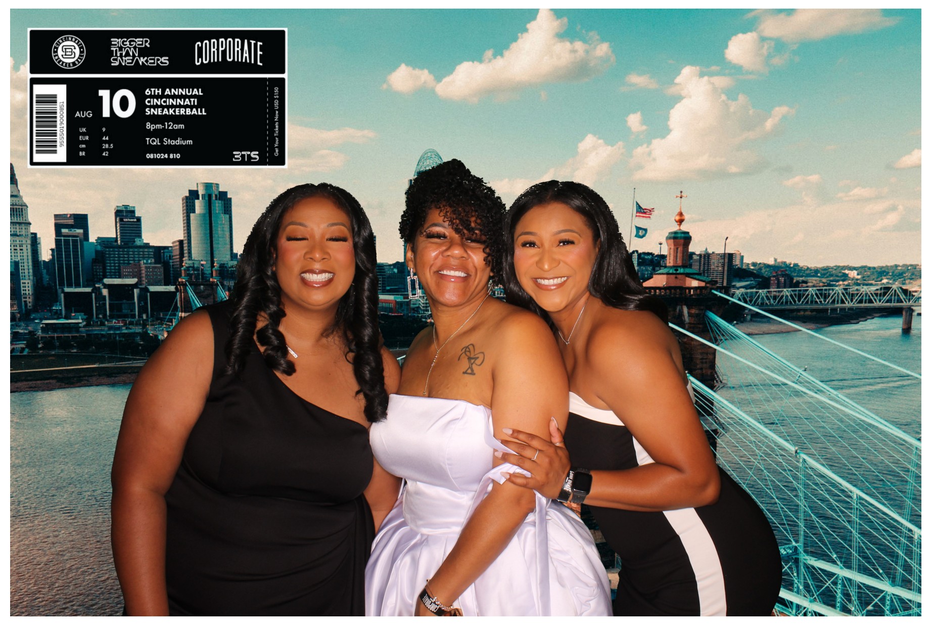 Cincinnati Sneaker Ball | View more photos from the event at gallery.photoboothcincy.com/u/PhotoBoothCincy/Cincinnati-Sneaker-Ball