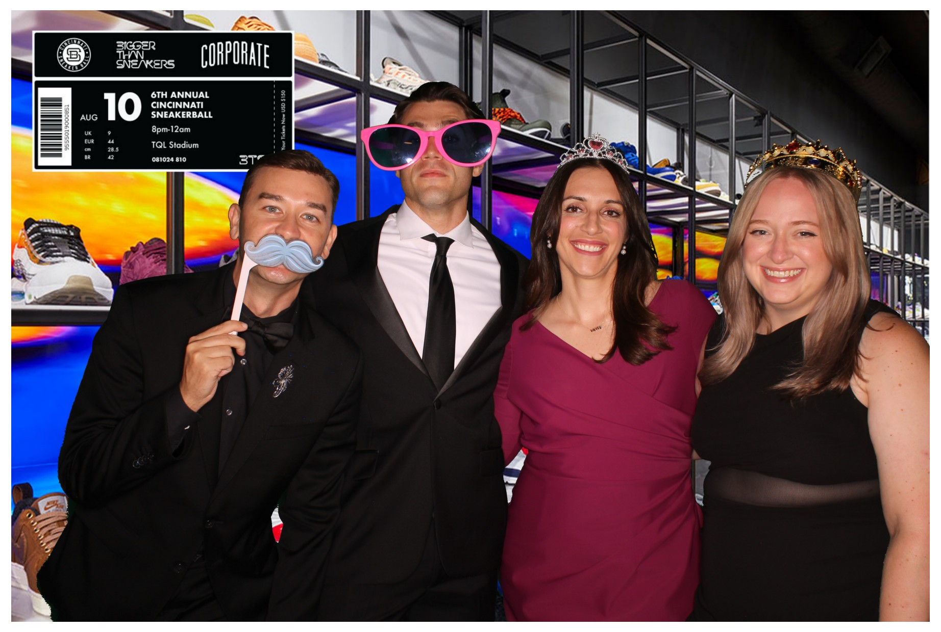 Cincinnati Sneaker Ball | View more photos from the event at gallery.photoboothcincy.com/u/PhotoBoothCincy/Cincinnati-Sneaker-Ball