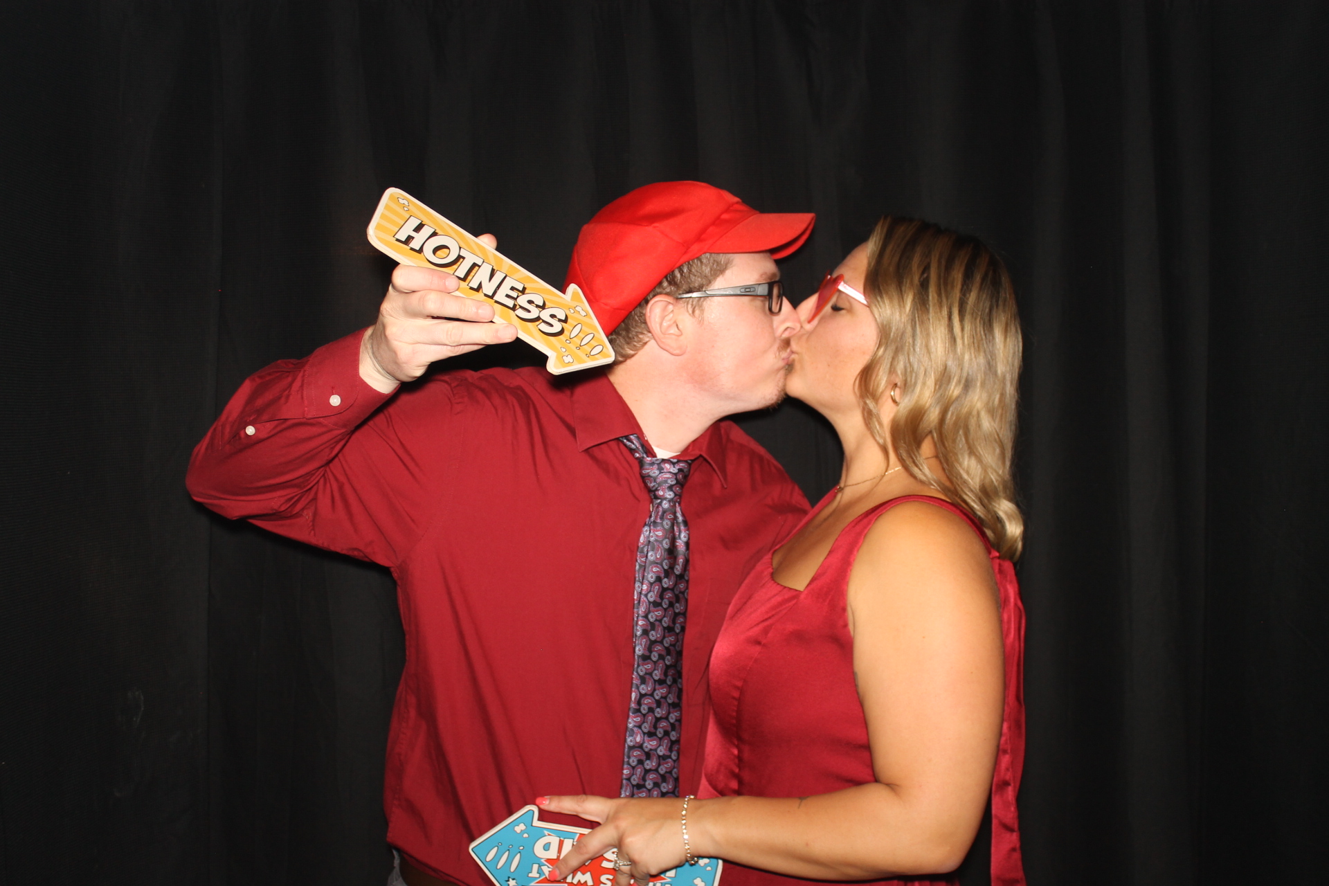 Cody & Amy Saraco-Polner  | View more photos from the event at gallery.photoboothcincy.com/u/PhotoBoothCincy/Cody-Amy-Saraco-Polner