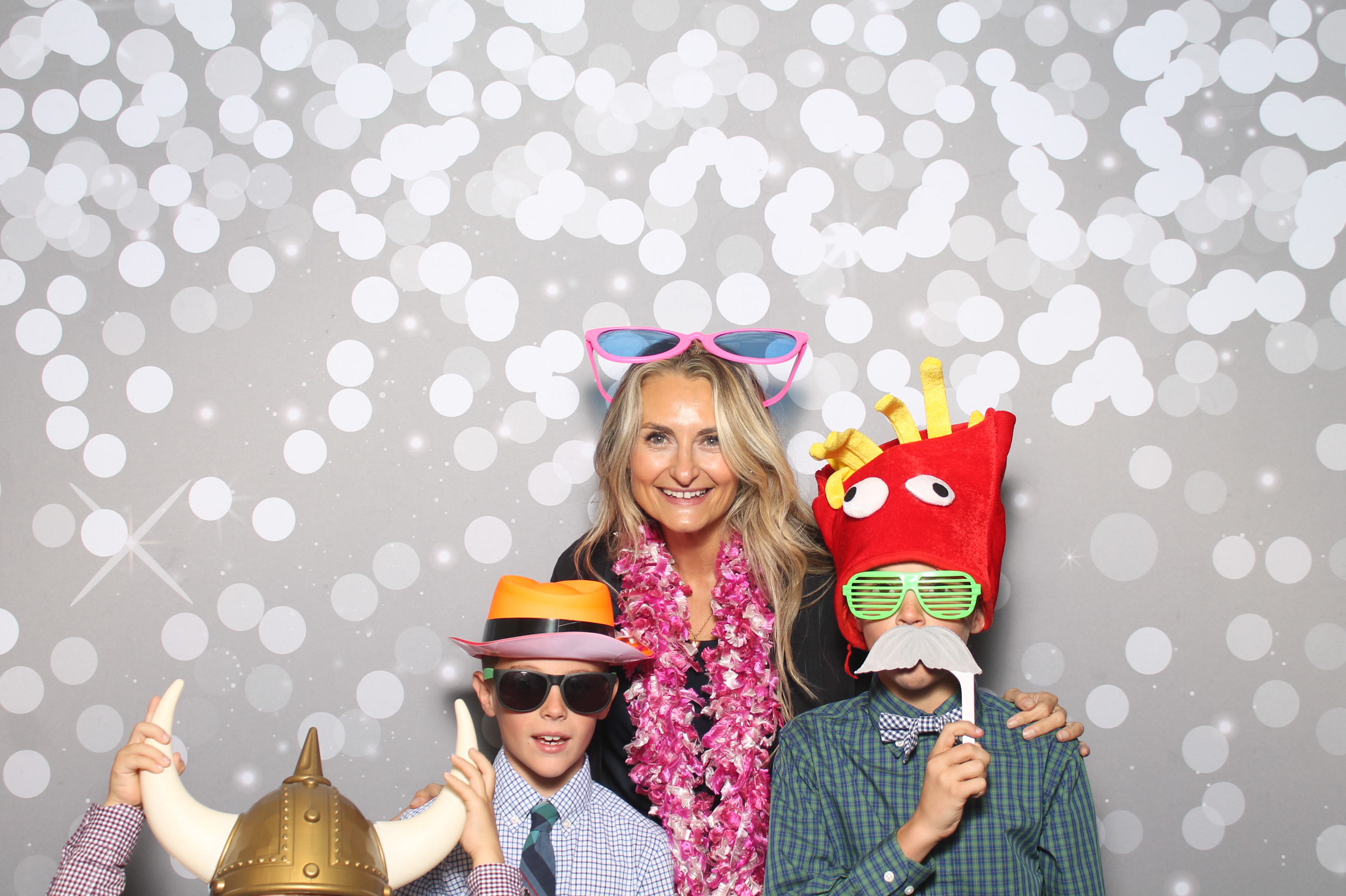 Colleen Gray Reception  | View more photos from the event at gallery.photoboothcincy.com/u/PhotoBoothCincy/Colleen-Gray-Reception
