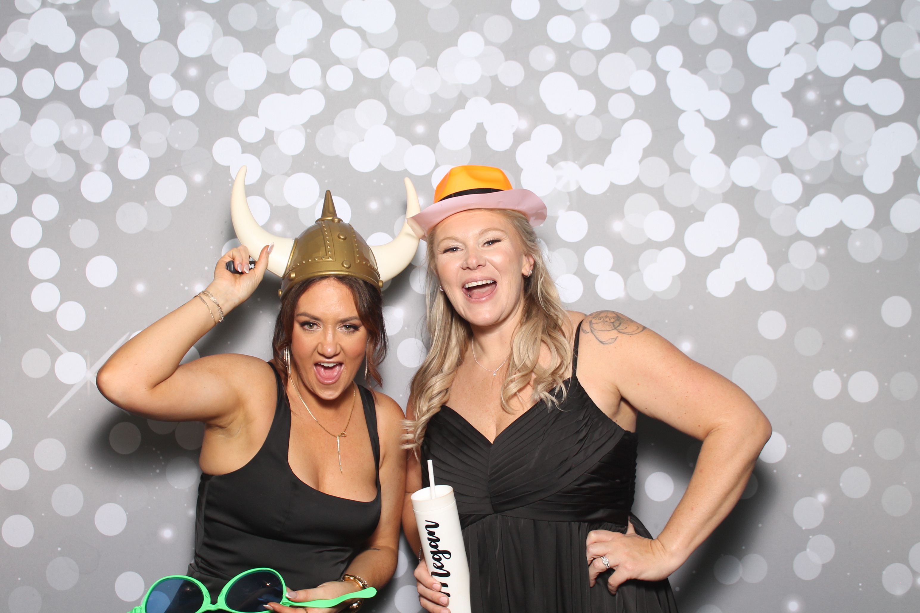 Colleen Gray Reception  | View more photos from the event at gallery.photoboothcincy.com/u/PhotoBoothCincy/Colleen-Gray-Reception