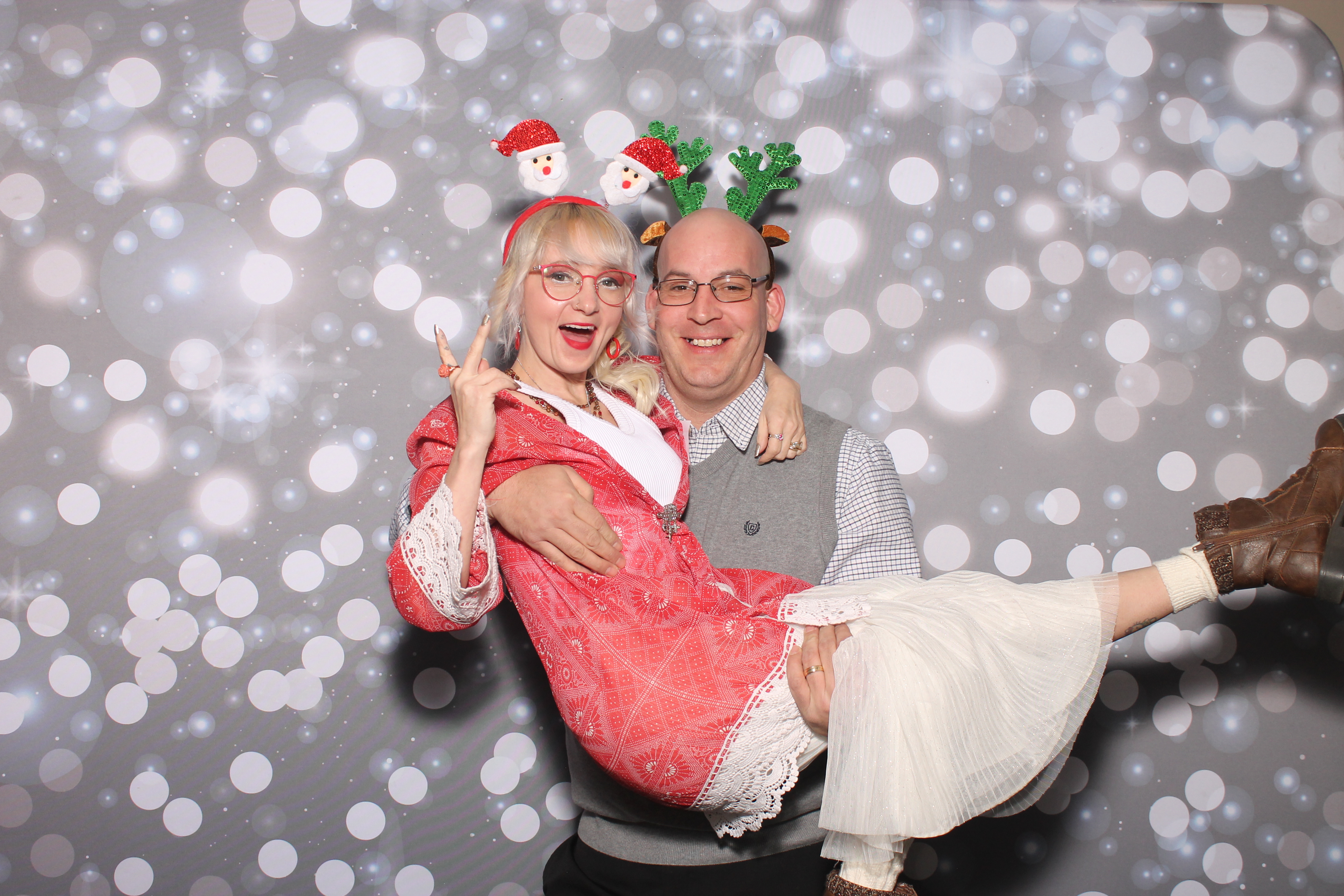 Craftsman Electric Christmas Party | View more photos from the event at gallery.photoboothcincy.com/u/PhotoBoothCincy/Craftsman-Electric-Christmas-Party