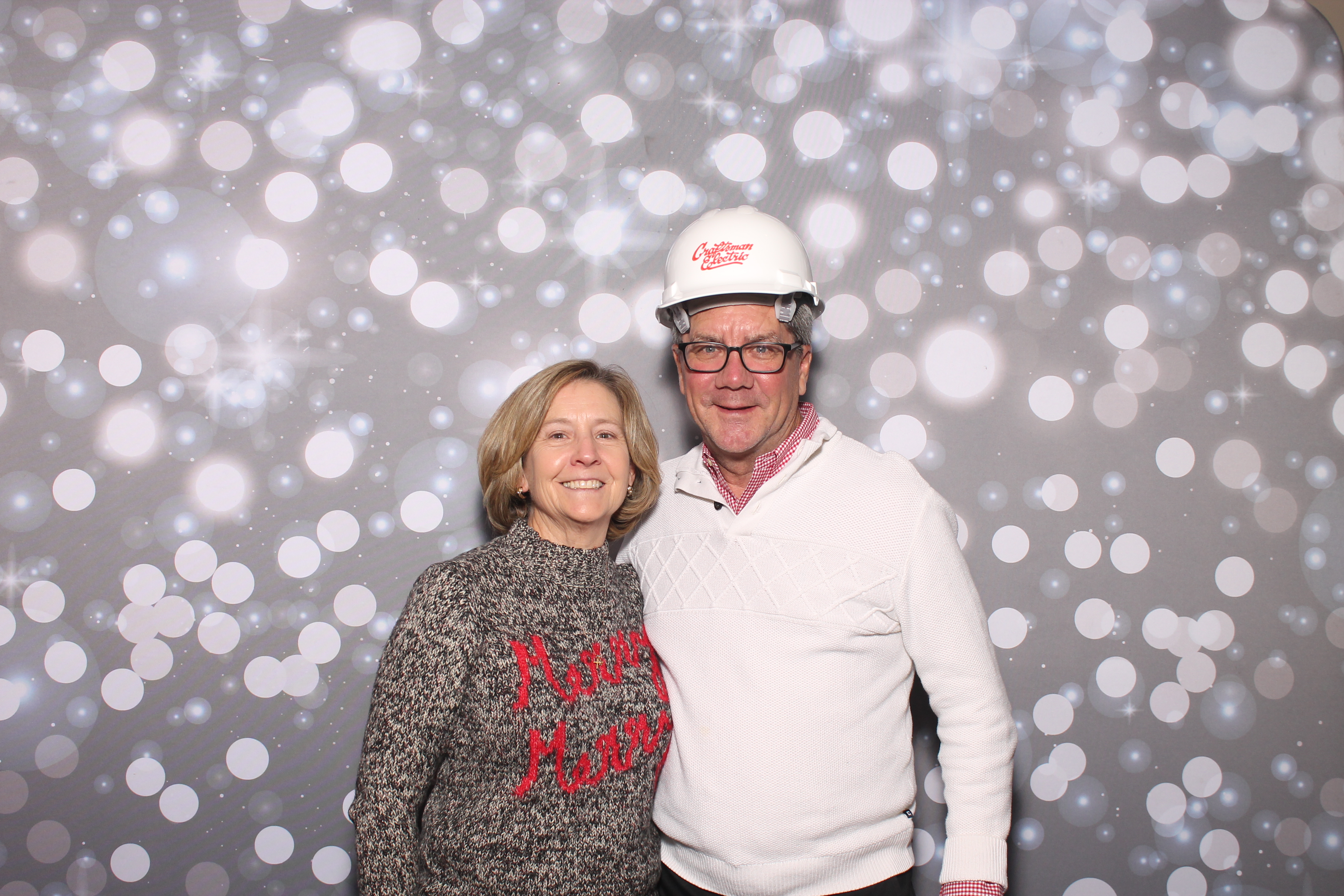 Craftsman Electric Christmas Party | View more photos from the event at gallery.photoboothcincy.com/u/PhotoBoothCincy/Craftsman-Electric-Christmas-Party