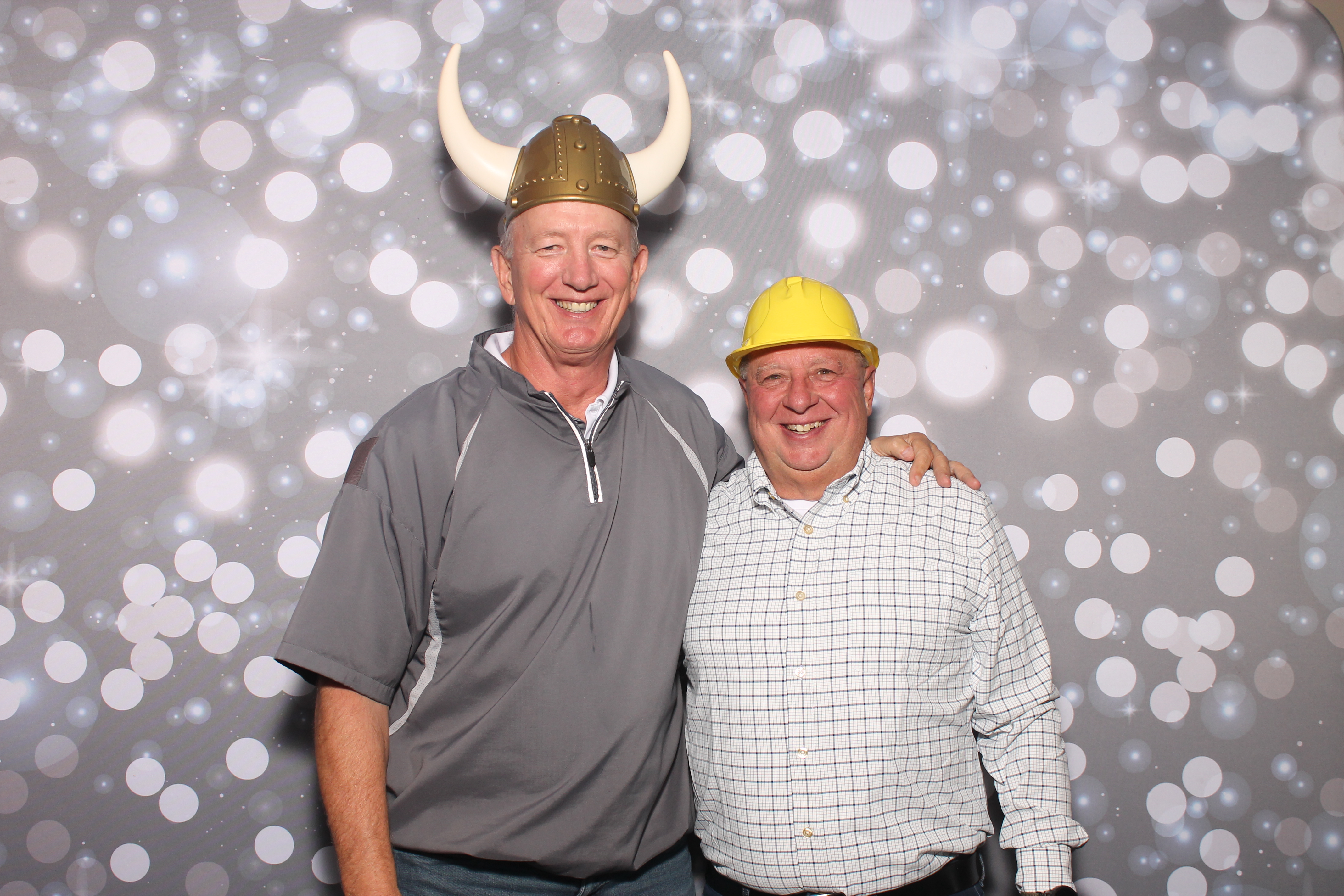 Craftsman Electric Christmas Party | View more photos from the event at gallery.photoboothcincy.com/u/PhotoBoothCincy/Craftsman-Electric-Christmas-Party