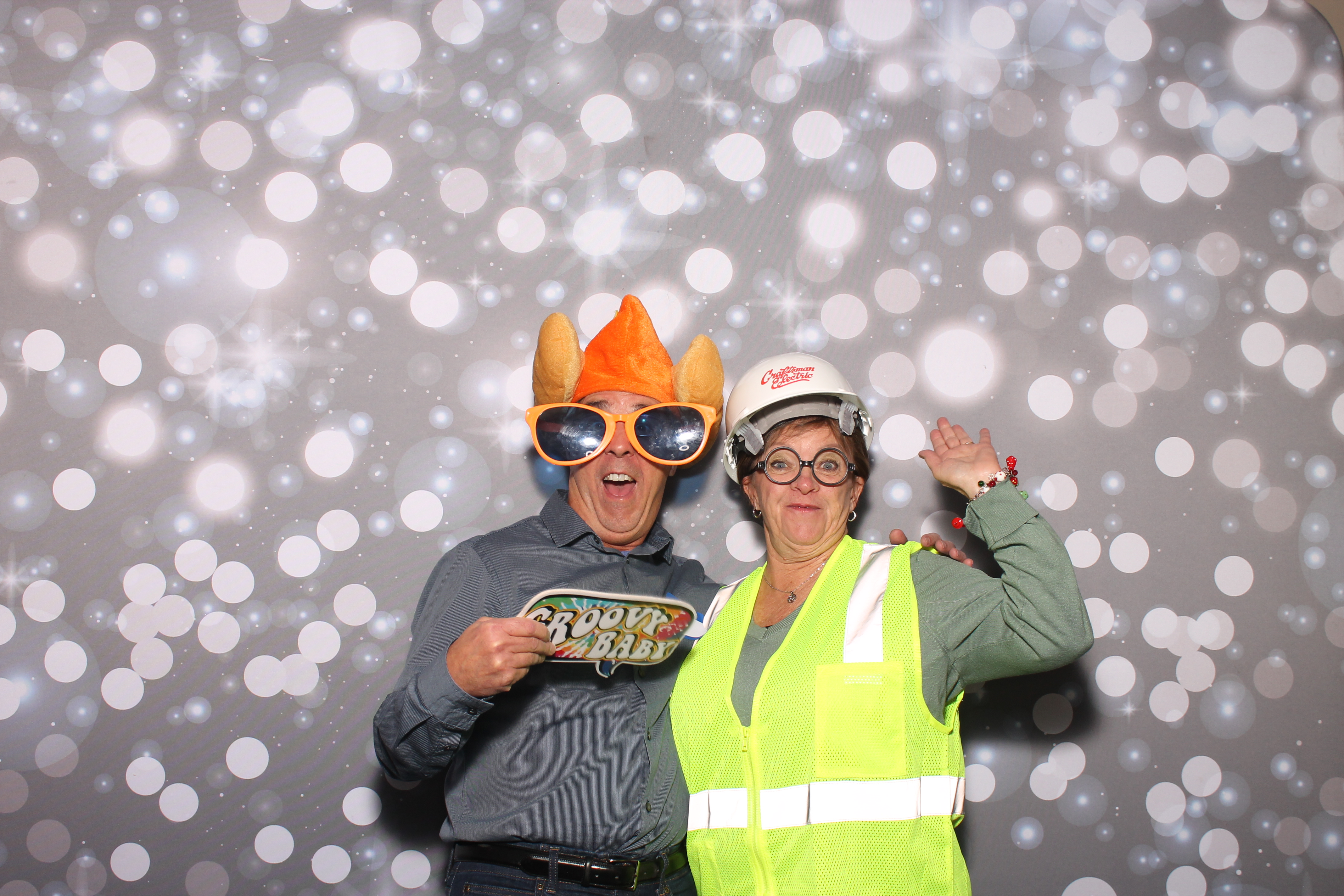 Craftsman Electric Christmas Party | View more photos from the event at gallery.photoboothcincy.com/u/PhotoBoothCincy/Craftsman-Electric-Christmas-Party