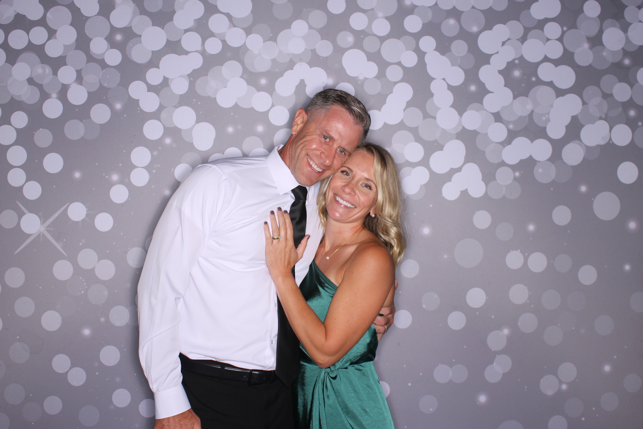 Danielle Brinkmann and Luke Johnston | View more photos from the event at gallery.photoboothcincy.com/u/PhotoBoothCincy/Danielle-Brinkmann-and-Luke-Johnston