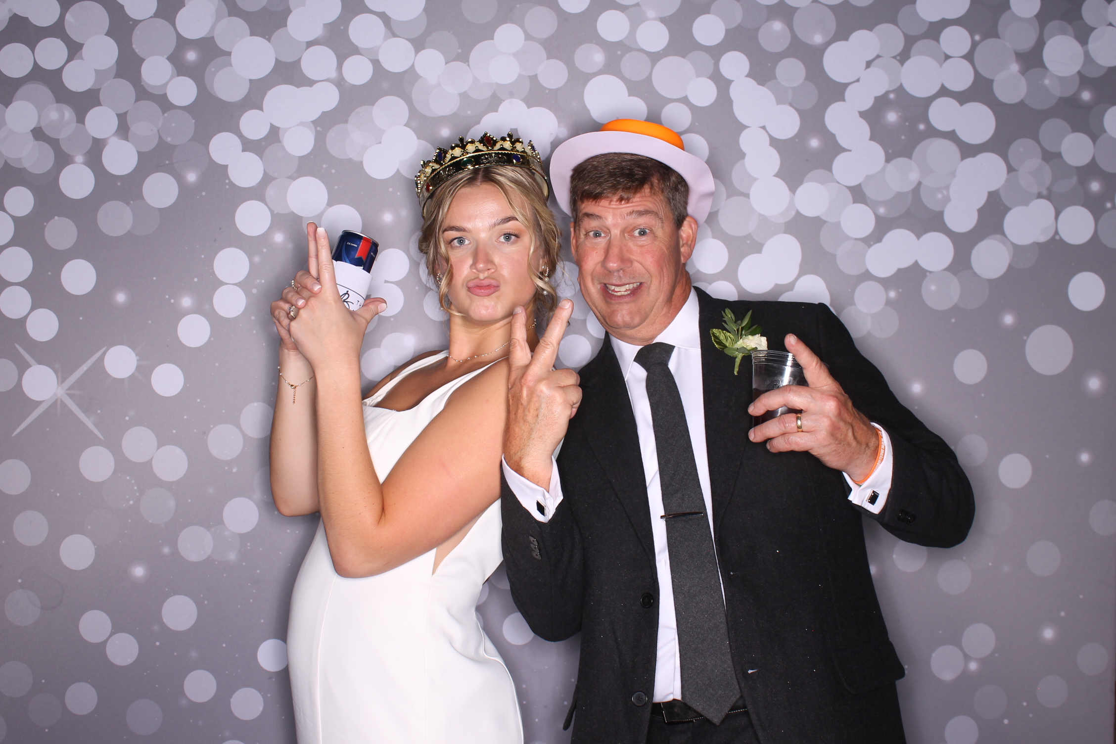 Danielle Brinkmann and Luke Johnston | View more photos from the event at gallery.photoboothcincy.com/u/PhotoBoothCincy/Danielle-Brinkmann-and-Luke-Johnston