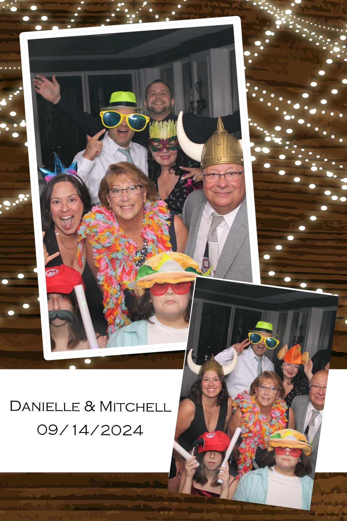 Danielle & Mitchell Eglar | View more photos from the event at gallery.photoboothcincy.com/u/PhotoBoothCincy/Danielle-Mitchell-Eglar