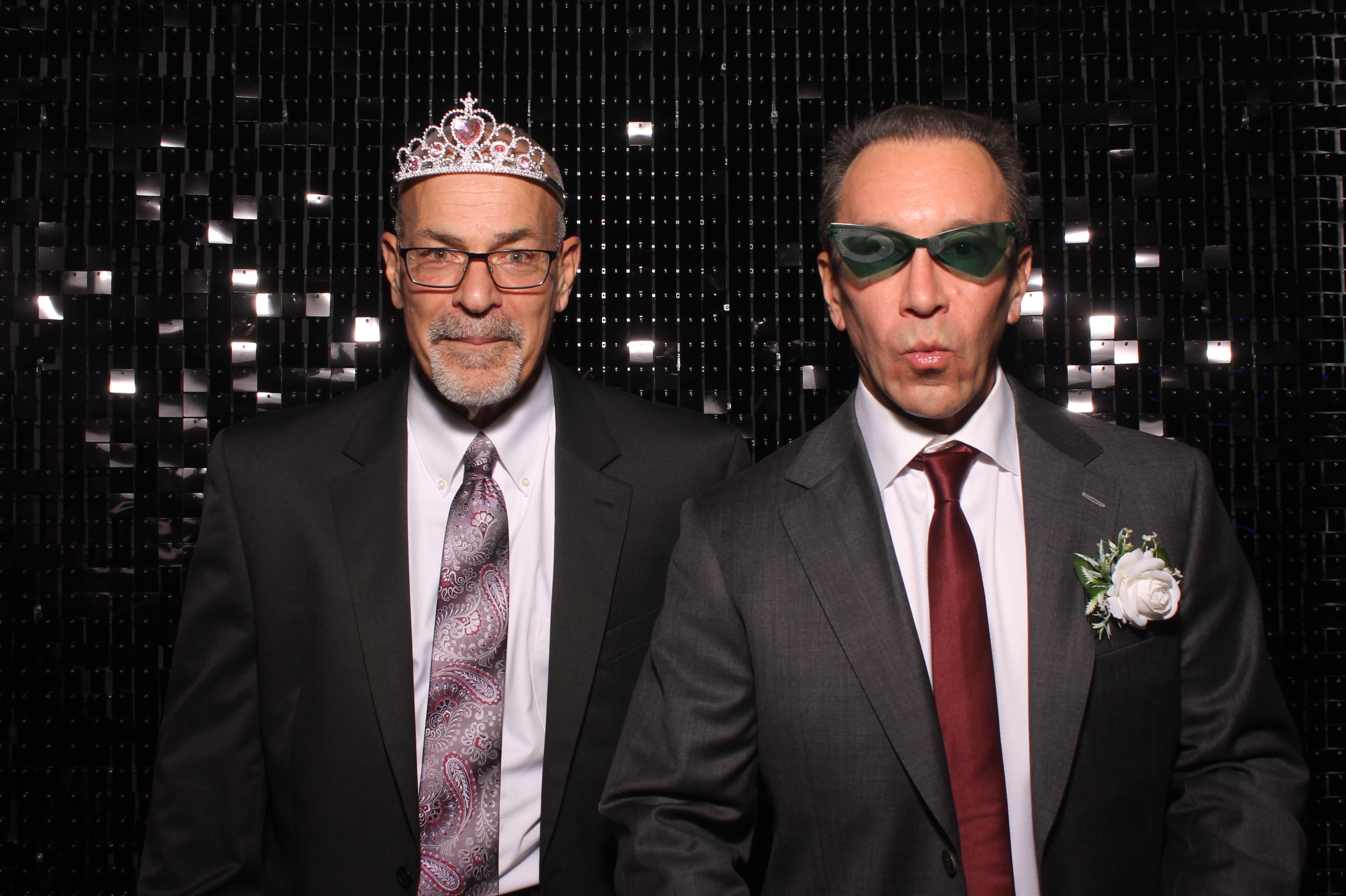 Dardaris/Buckner Wedding  | View more photos from the event at gallery.photoboothcincy.com/u/PhotoBoothCincy/DardarisBuckner-Wedding