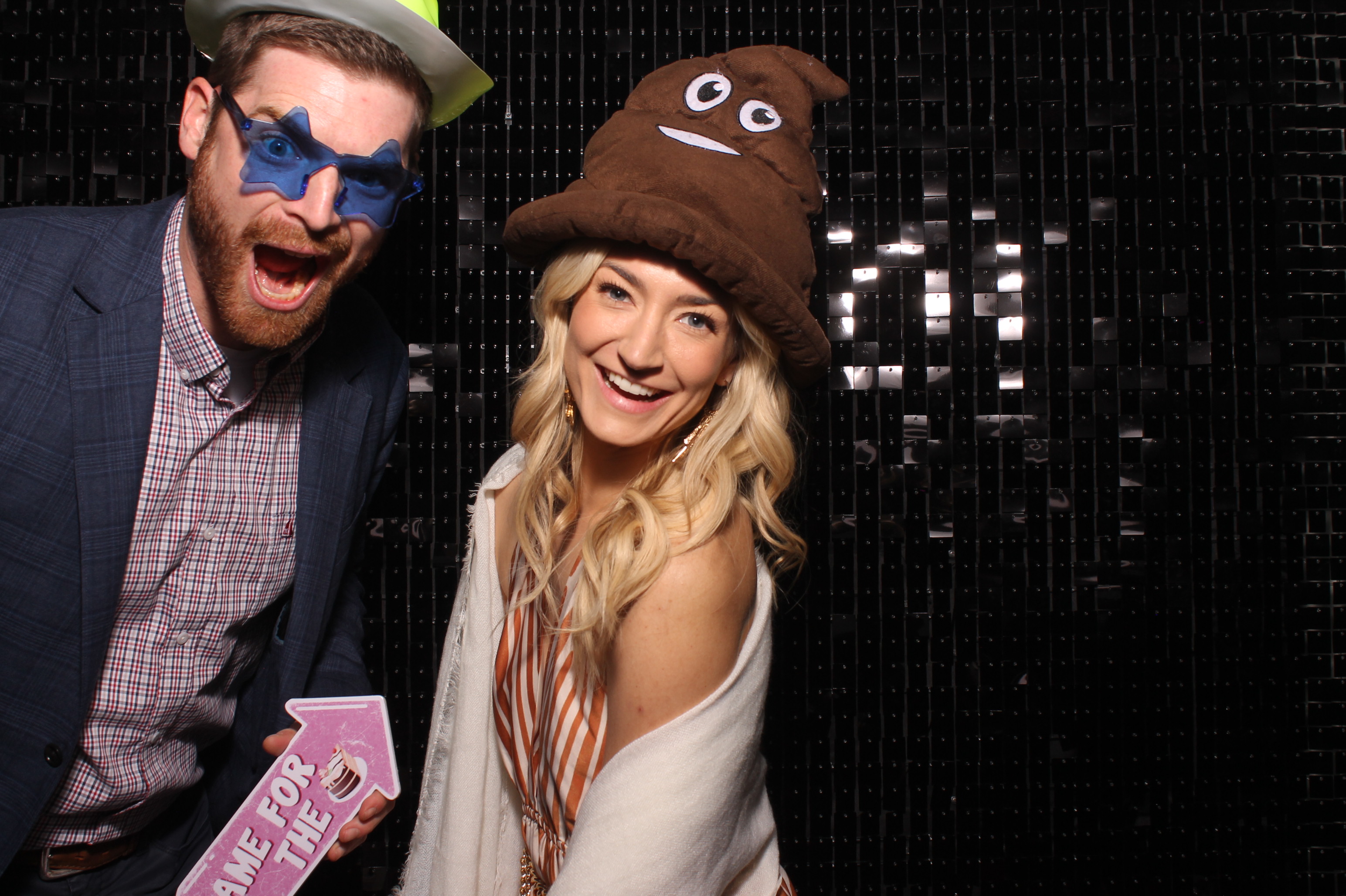Dardaris/Buckner Wedding  | View more photos from the event at gallery.photoboothcincy.com/u/PhotoBoothCincy/DardarisBuckner-Wedding
