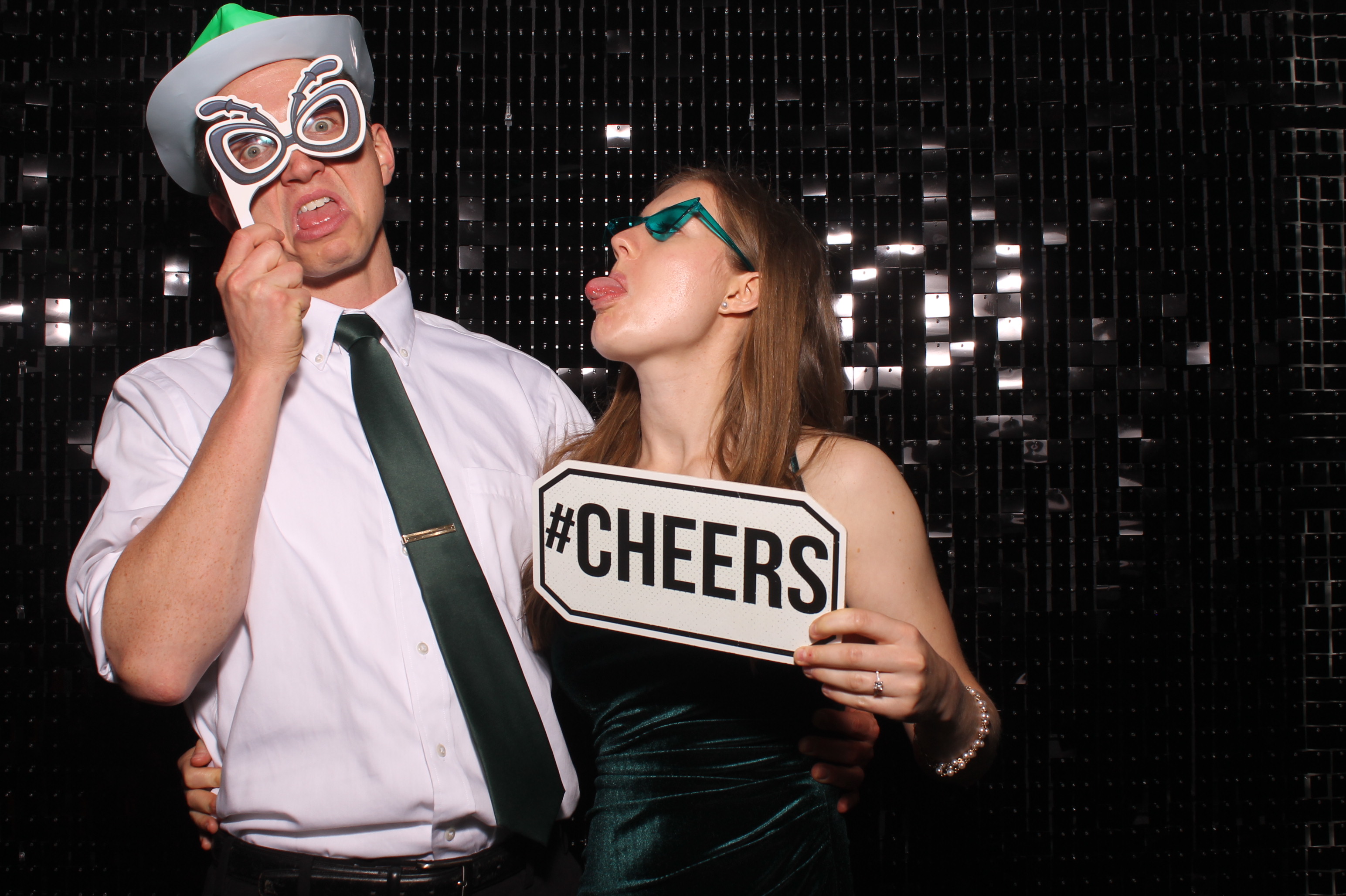 Dardaris/Buckner Wedding  | View more photos from the event at gallery.photoboothcincy.com/u/PhotoBoothCincy/DardarisBuckner-Wedding