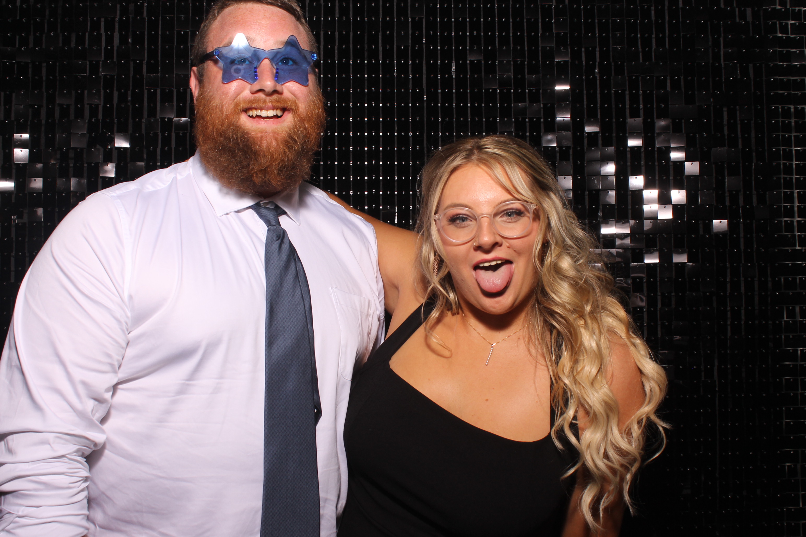 Dardaris/Buckner Wedding  | View more photos from the event at gallery.photoboothcincy.com/u/PhotoBoothCincy/DardarisBuckner-Wedding