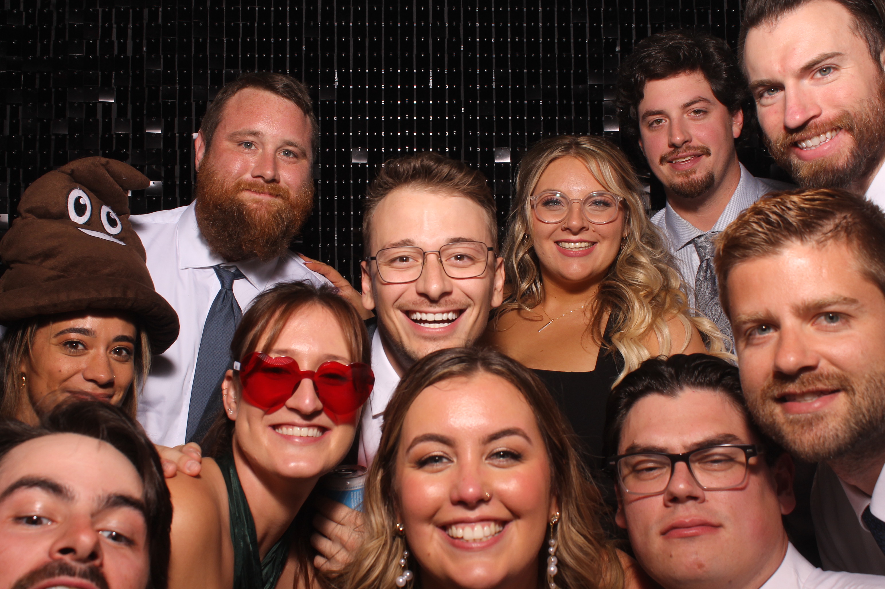 Dardaris/Buckner Wedding  | View more photos from the event at gallery.photoboothcincy.com/u/PhotoBoothCincy/DardarisBuckner-Wedding