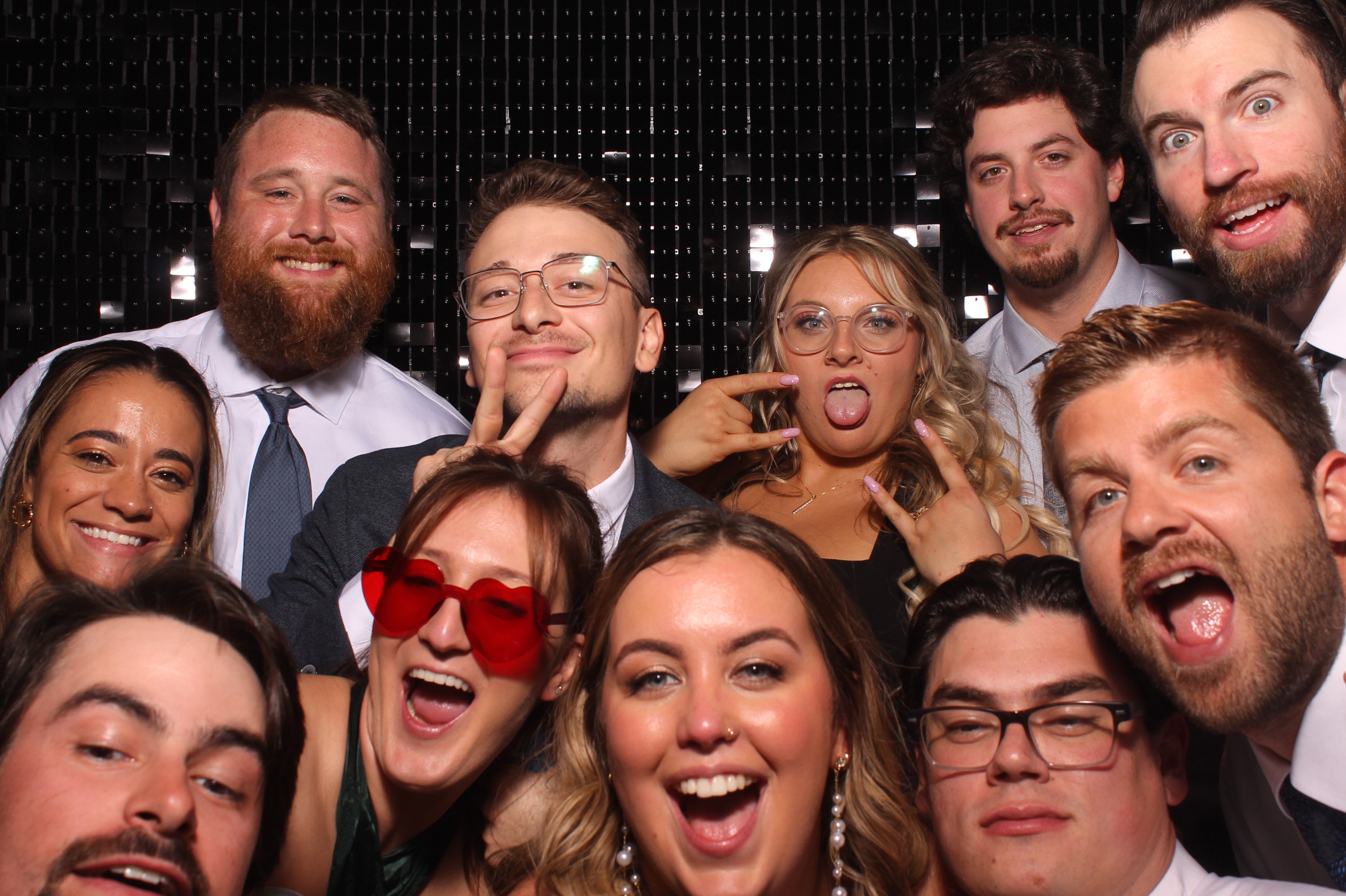 Dardaris/Buckner Wedding  | View more photos from the event at gallery.photoboothcincy.com/u/PhotoBoothCincy/DardarisBuckner-Wedding